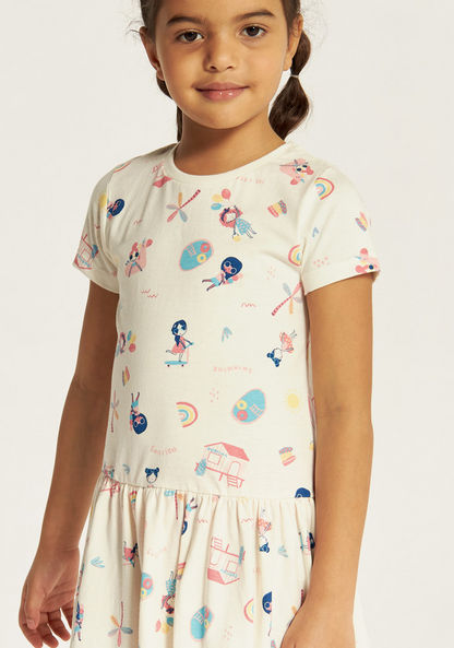 Juniors Printed Dress with Crew Neck and Short Sleeves