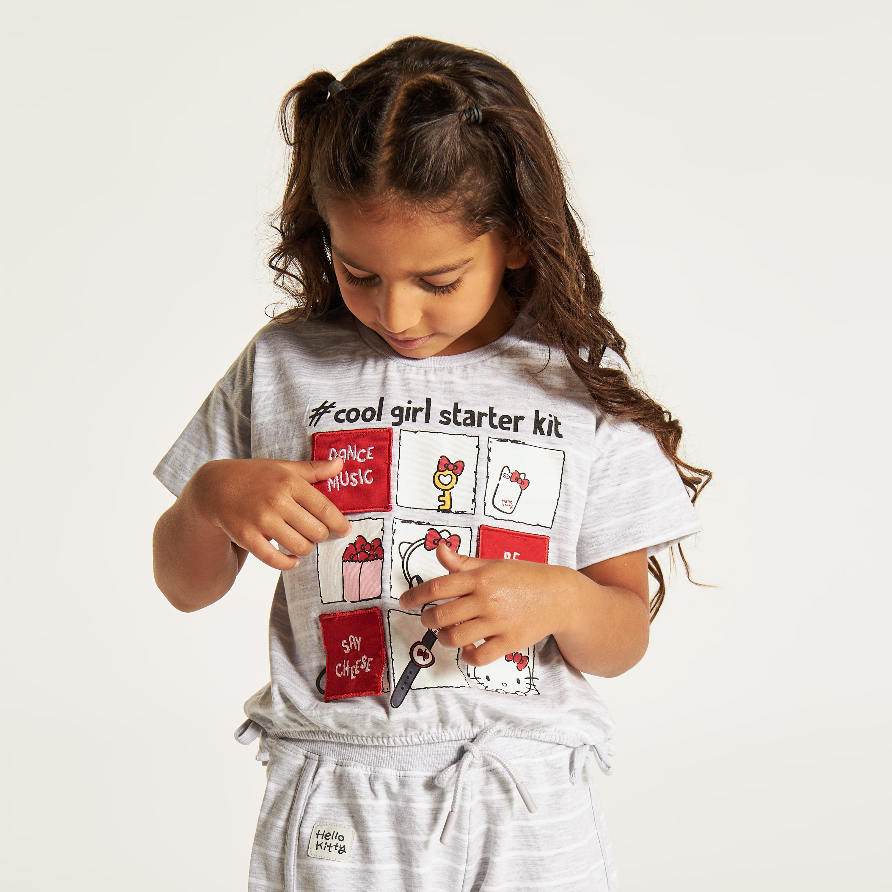 Sanrio Hello Kitty Applique Crew Neck T-shirt and Shorts Set-baby-girls-clothing-setsandcoords-image-3