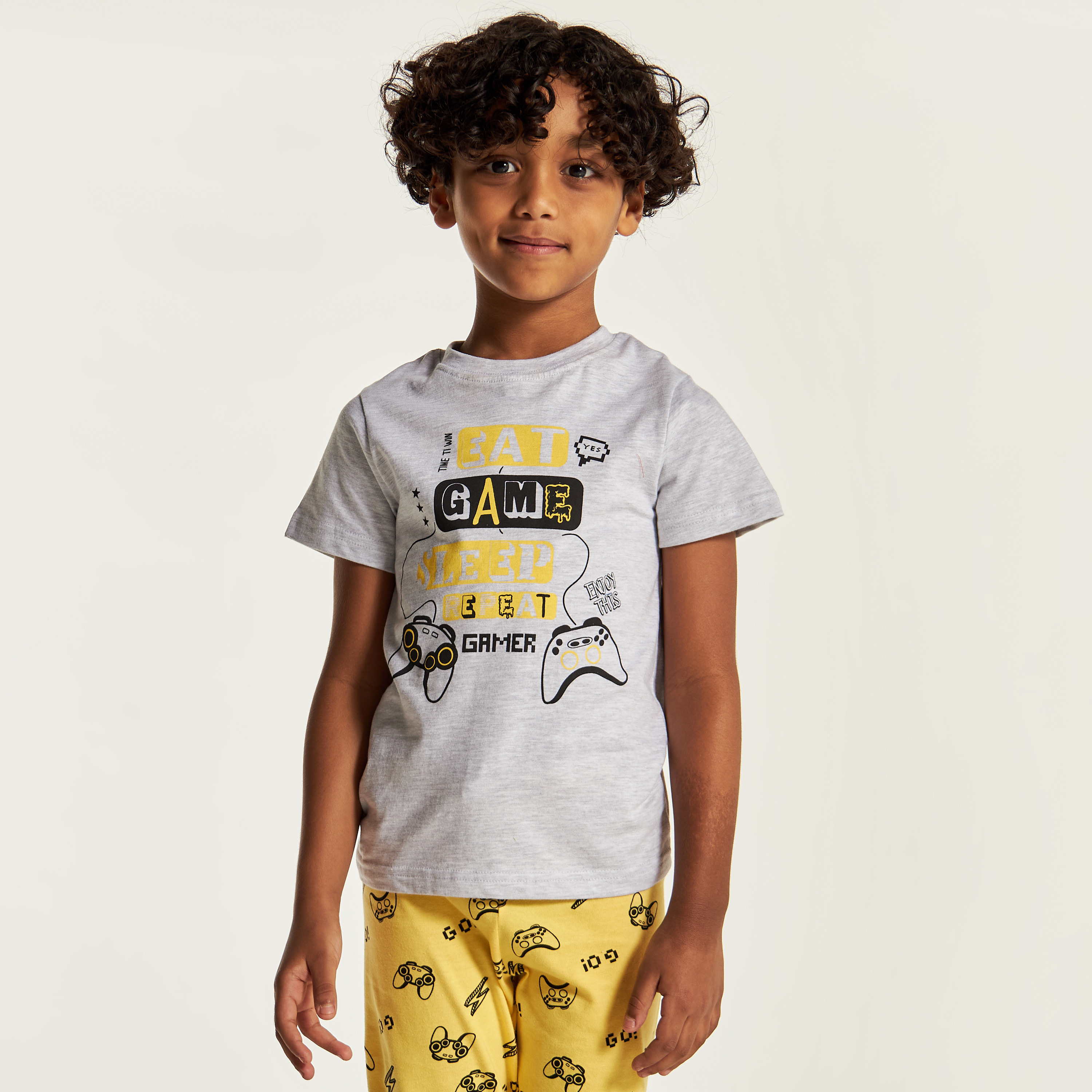 Juniors Gamer Print Crew Neck T-shirt and Pyjama Set-boys-clothing-nightwear-image-3