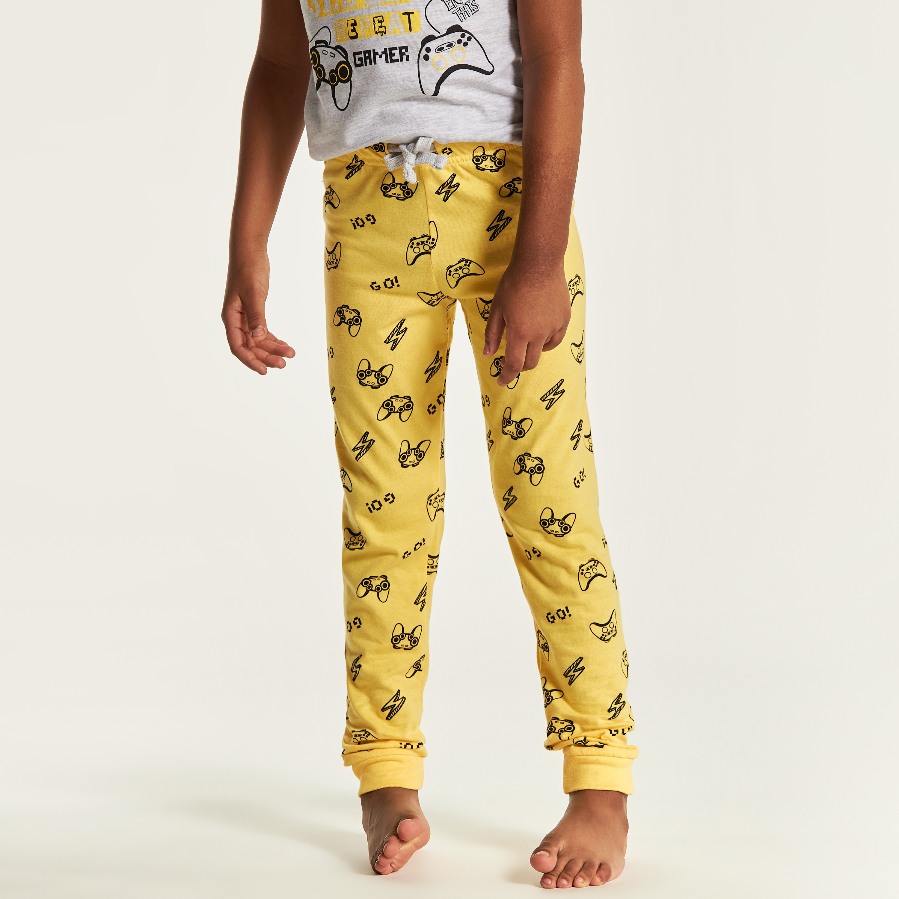 Juniors Gamer Print Crew Neck T-shirt and Pyjama Set-boys-clothing-nightwear-image-4