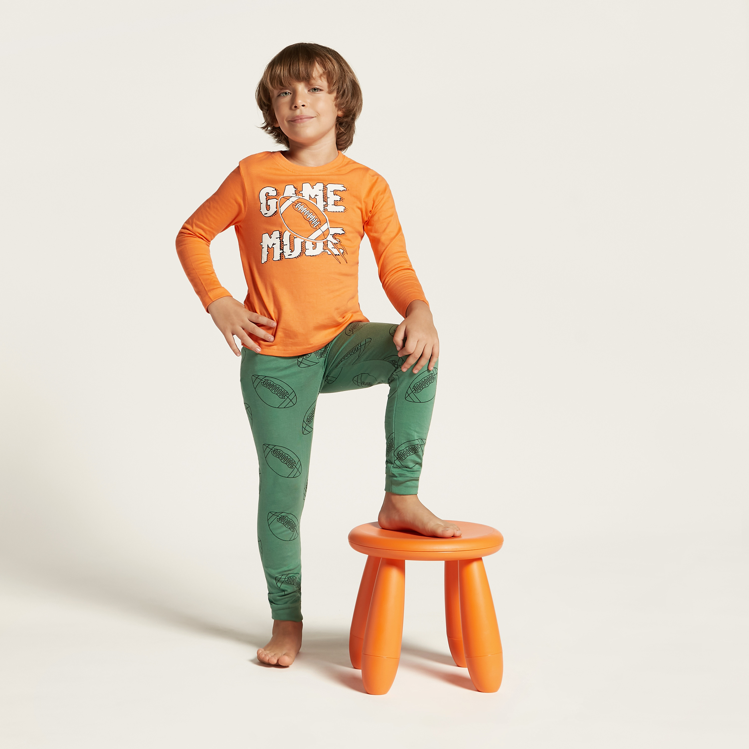 Juniors Printed Crew Neck T-shirt and Pyjama Set-boys-clothing-nightwear-image-1