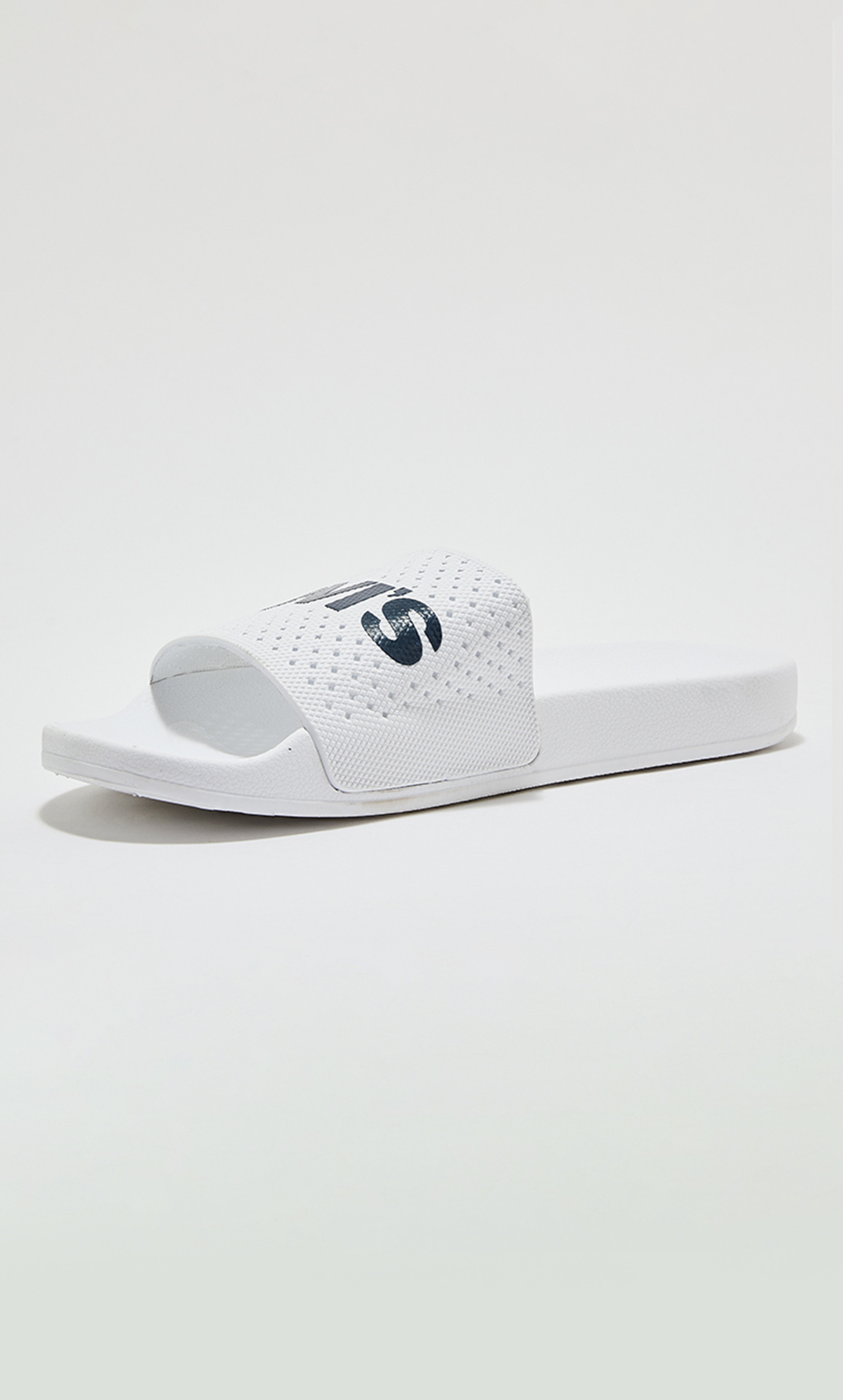 Levi's Men White Logo Textured Open Toe Sliders-men-shoes-flipflopsandslides-image-2