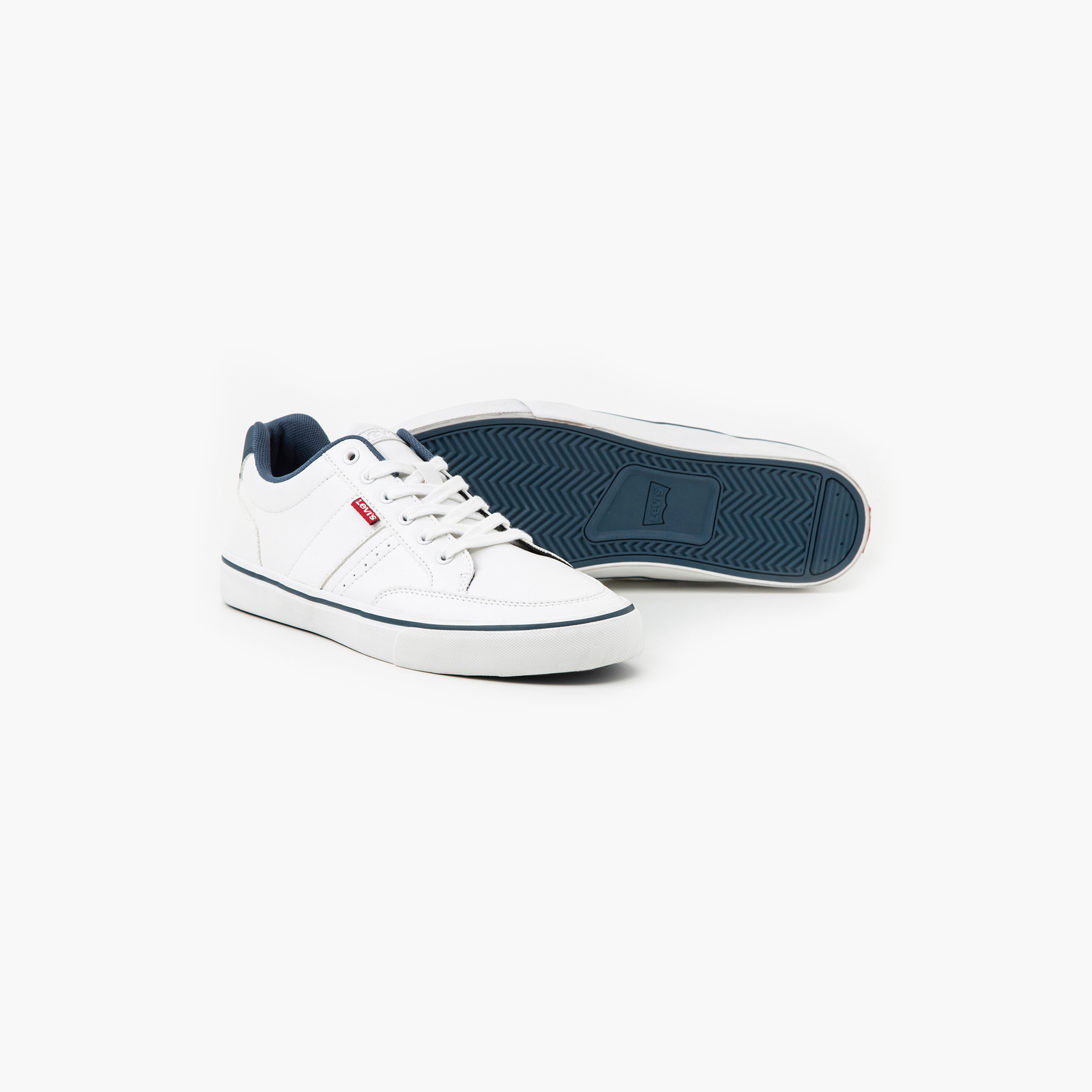 ليفايز - حذاء رياضي بكاحل منخفض وأربطة للرجال | D53950009-men-shoes-sneakers-image-4