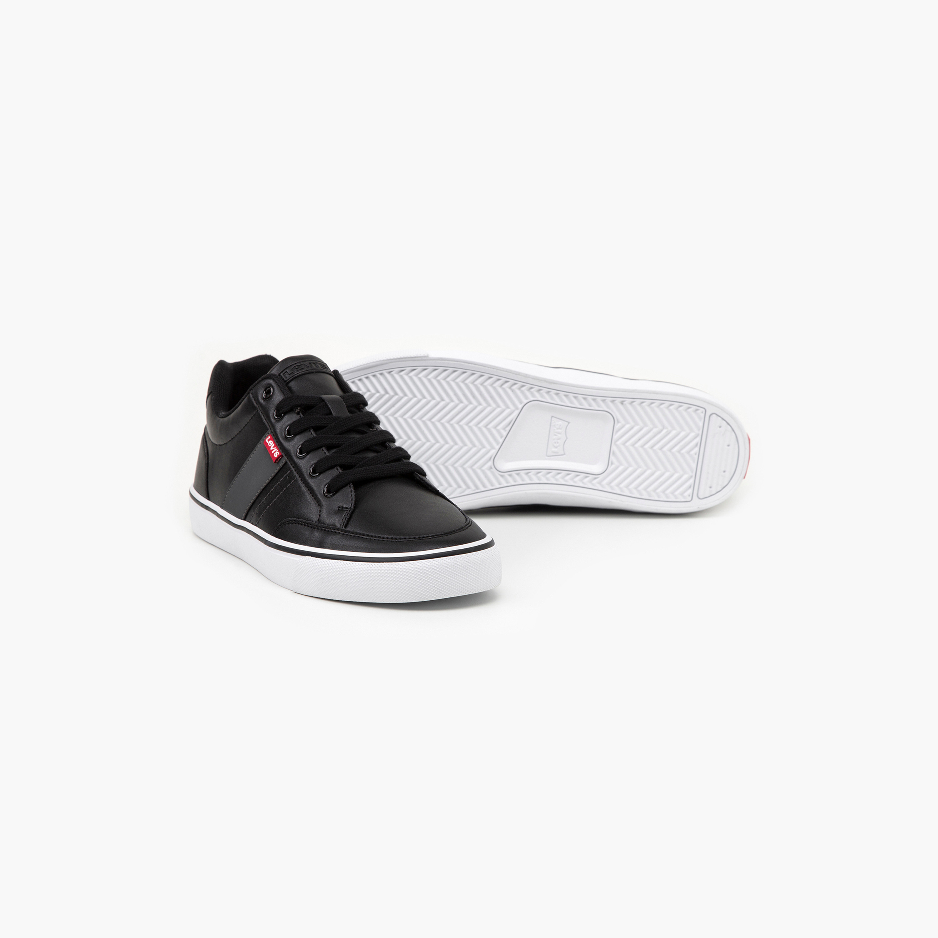 حذاء سنيكرز للرجال برباط علوي منخفض من ليفيس ترنر 20 D53950013-men-shoes-sneakers-image-4