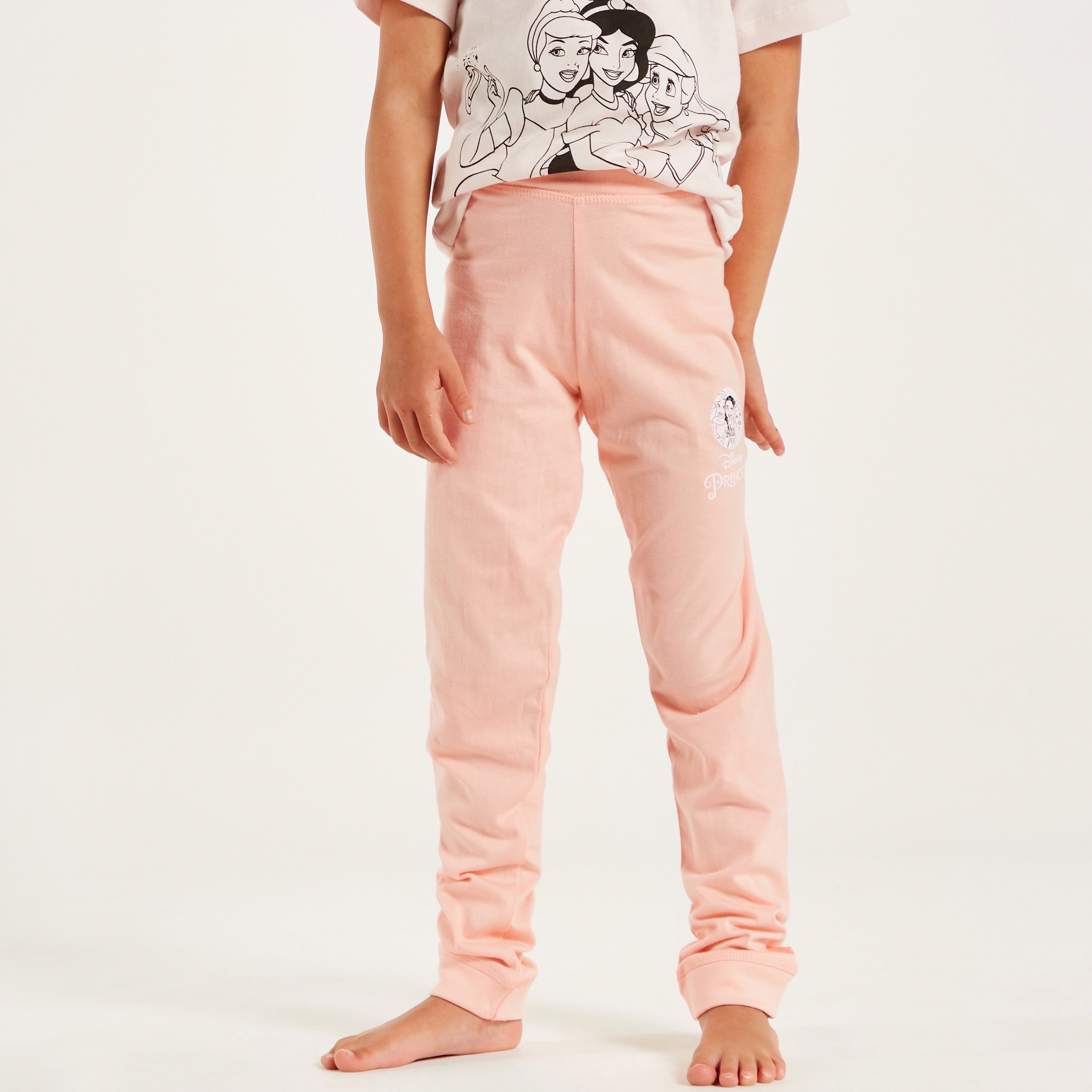 طقم بنطلون بيجاما وتيشيرت بياقة ضيقة وطبعات من ديزني-girls-clothing-nightwear-image-4