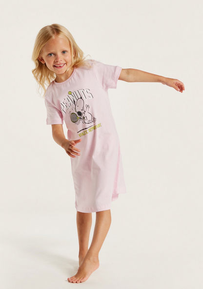Peanuts Print Night Dress with Crew Neck and Short Sleeves
