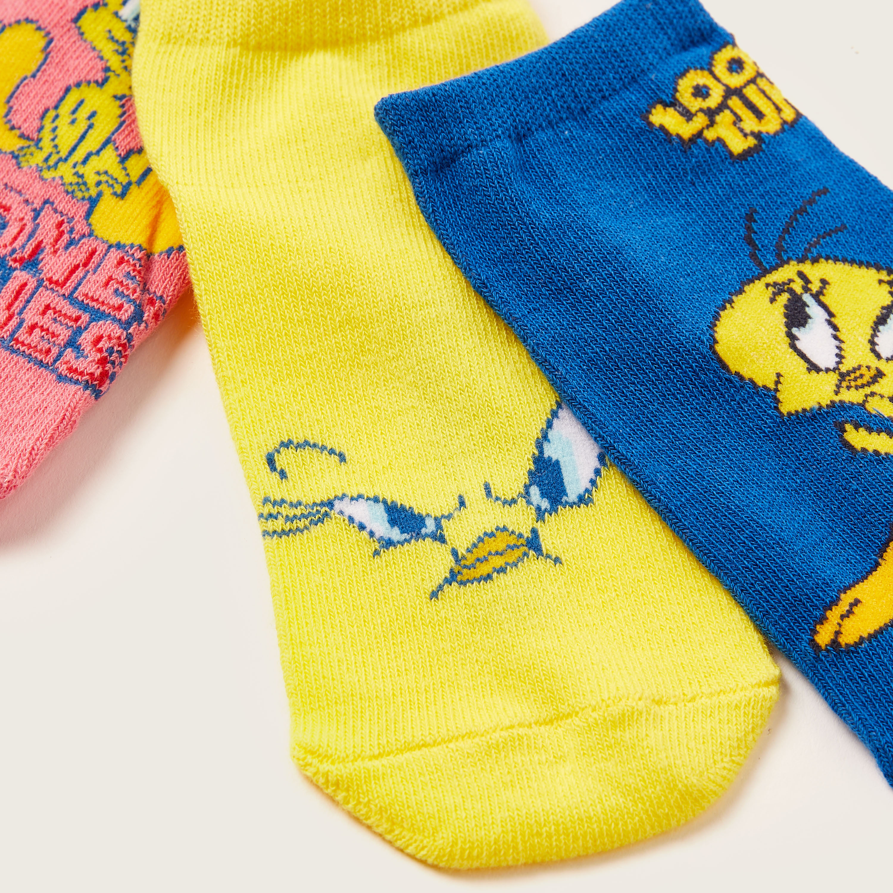 جوارب بطبعات لوني تيونز - طقم من 3 أزواج-girls-accessories-socks-image-4