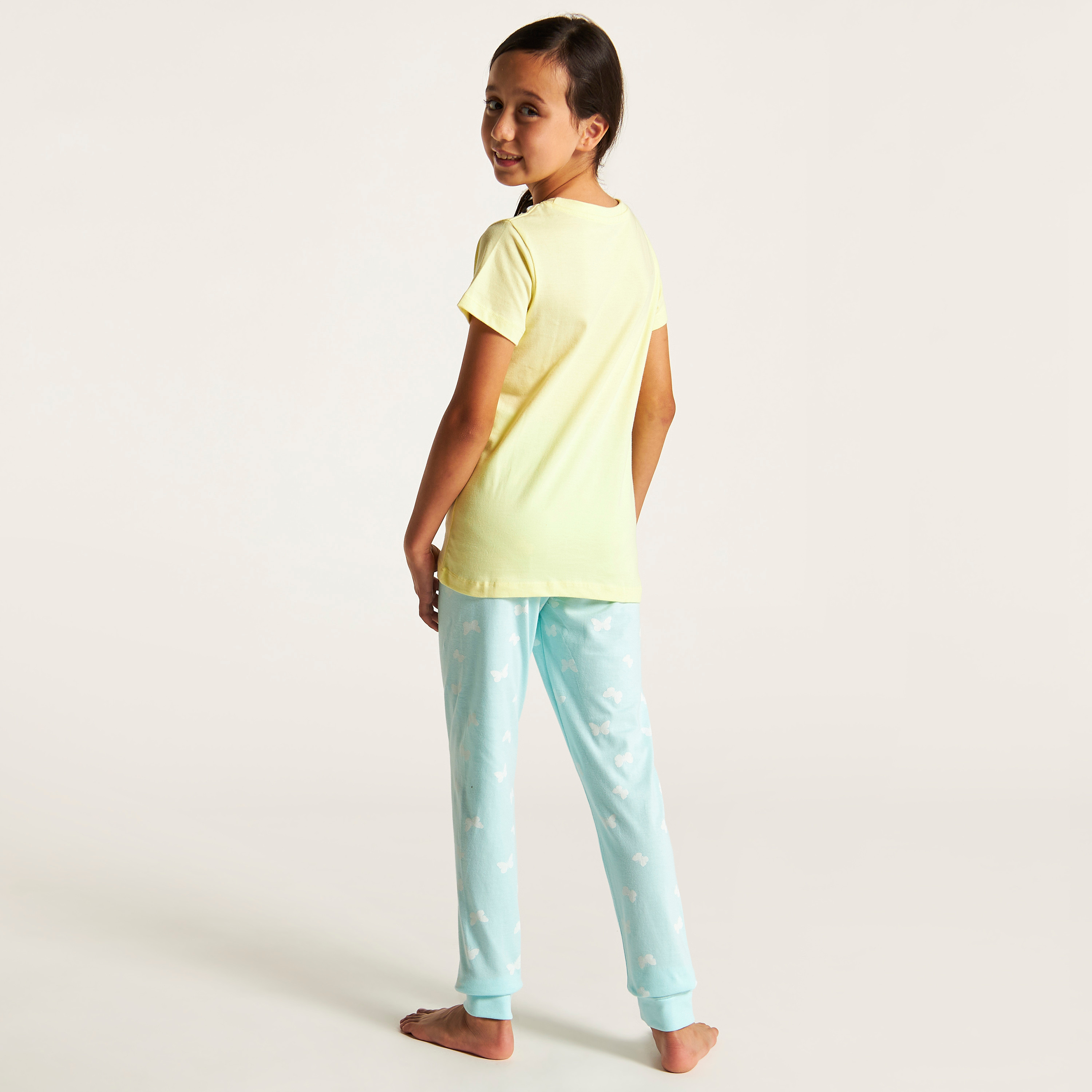 طقم بنطلون بيجاما وتيشيرت بياقة ضيقة وطبعات من جونيورز-girls-clothing-nightwear-image-5