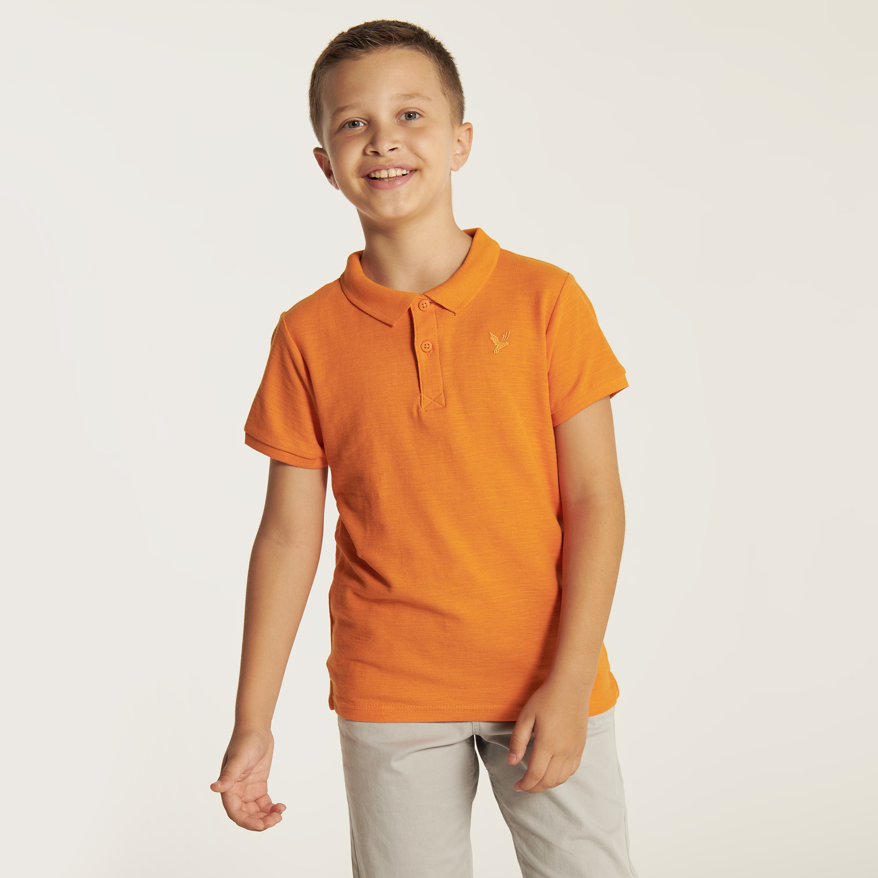 تيشيرت بولو سادة بأكمام قصيرة وأزرار إغلاق من جونيورز-boys-clothing-tshirtsandpolos-image-2