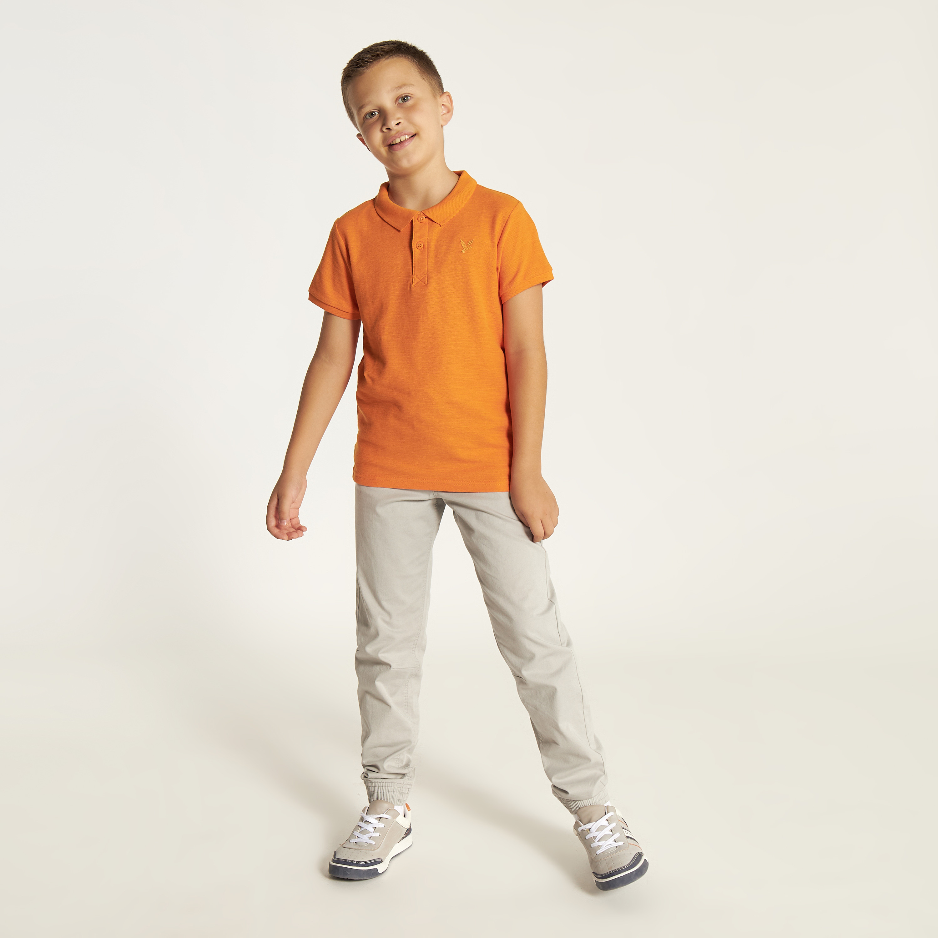 تيشيرت بولو سادة بأكمام قصيرة وأزرار إغلاق من جونيورز-boys-clothing-tshirtsandpolos-image-5