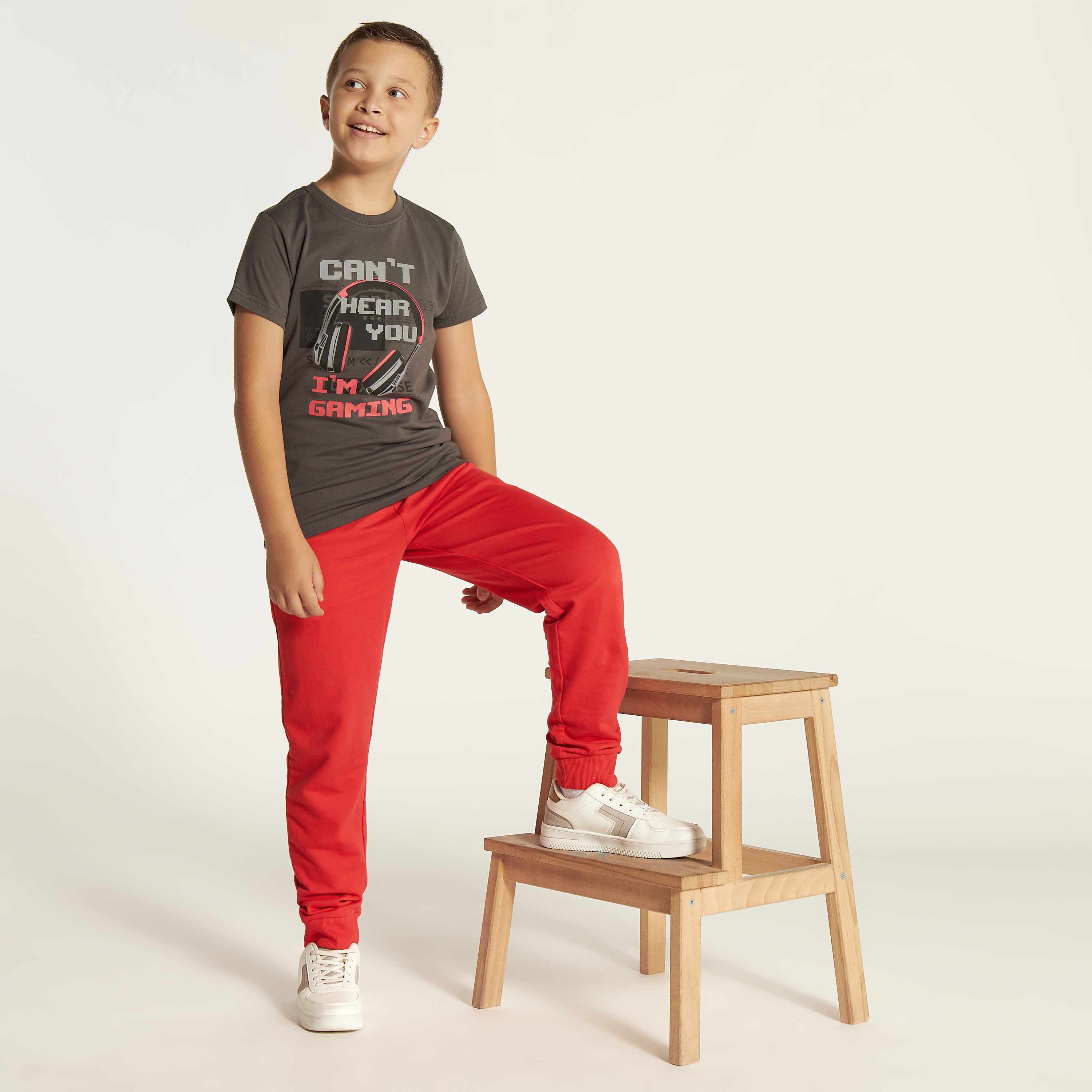 Juniors Typographic Print T-shirt with Crew Neck and Short Sleeves-boys-clothing-tshirtsandpolos-image-1