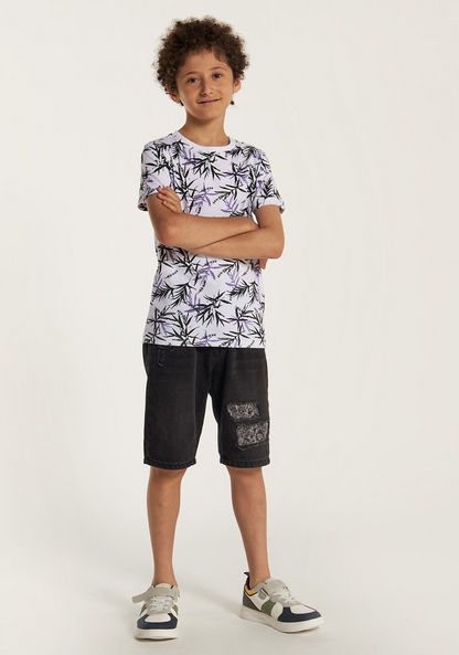 Juniors Tropical Print T-shirt with Crew Neck and Short Sleeves