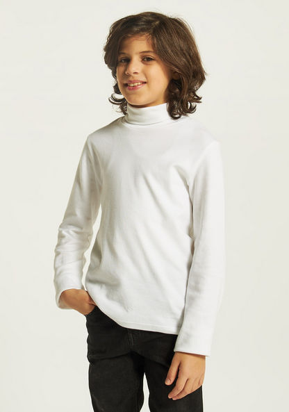 Juniors Solid Turtleneck T-shirt with Long Sleeves