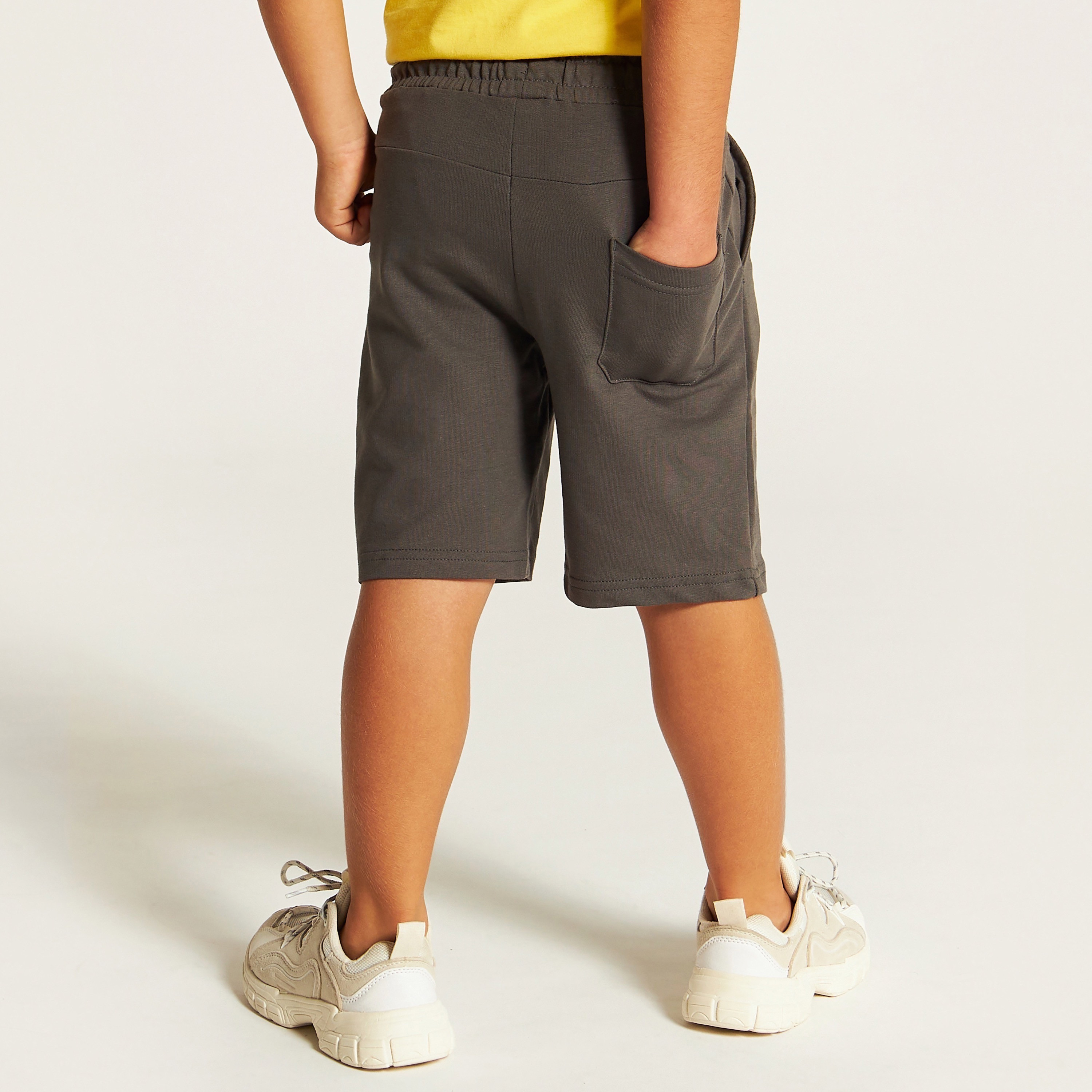 Juniors Printed Shorts with Drawstring Closure and Pockets-boys-clothing-bottoms-shorts-image-4