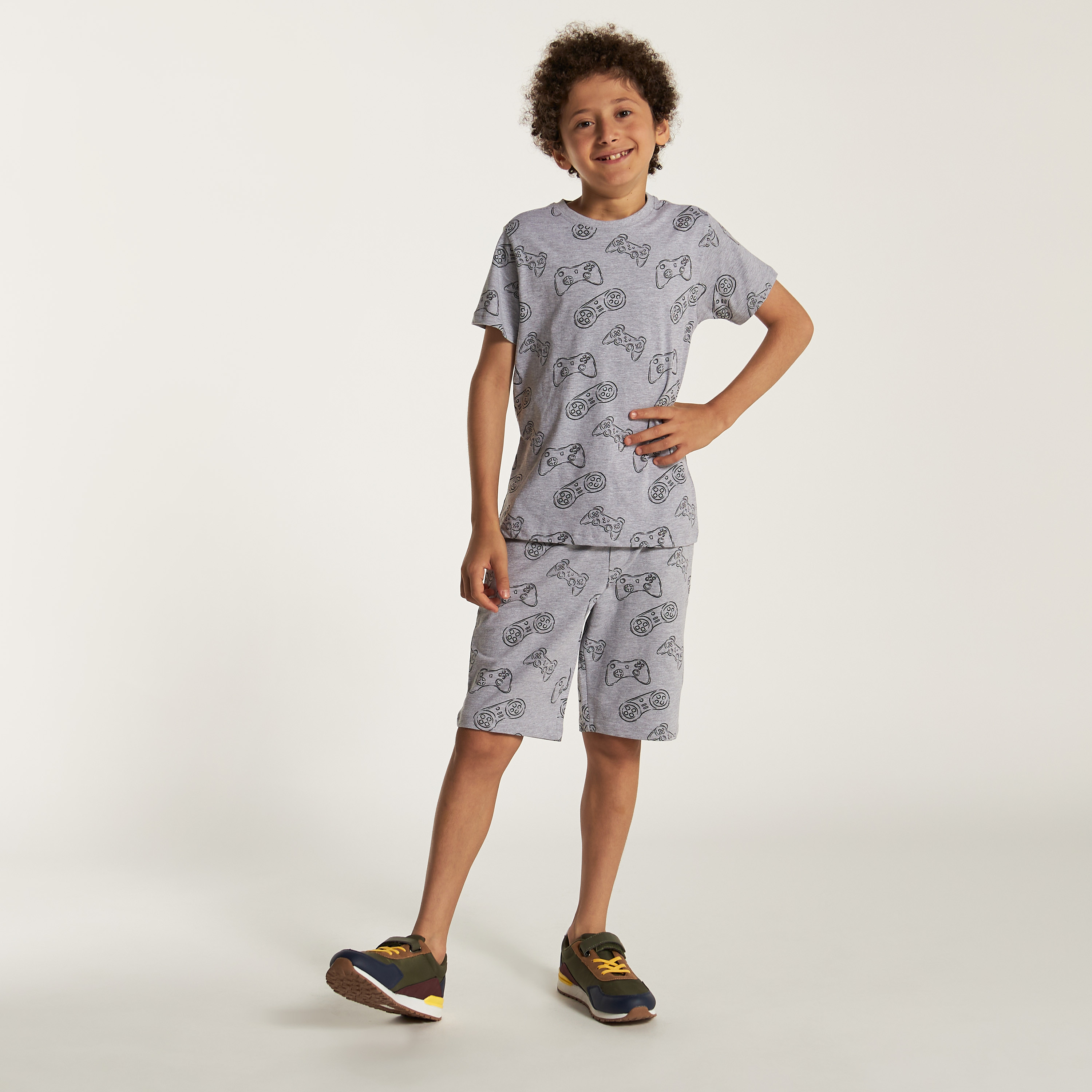 Juniors All Over Print Shorts with Drawstring Closure and Pockets-boys-clothing-bottoms-shorts-image-1