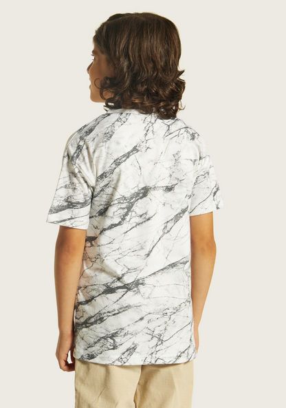 Juniors Marble Print Crew Neck T-shirt with Short Sleeves