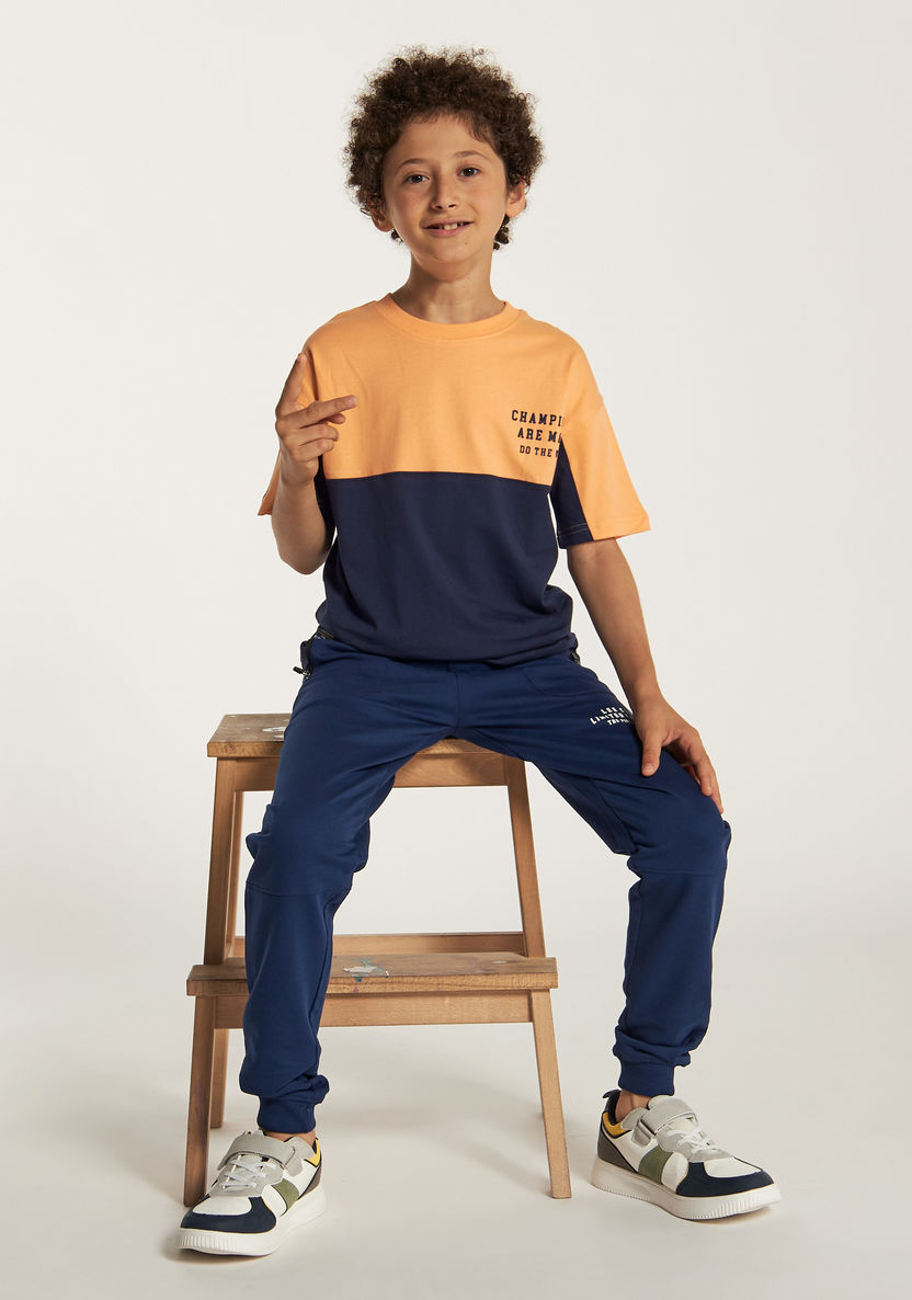Juniors Panelled T-shirt with Crew Neck and Short Sleeves-T Shirts-image-0