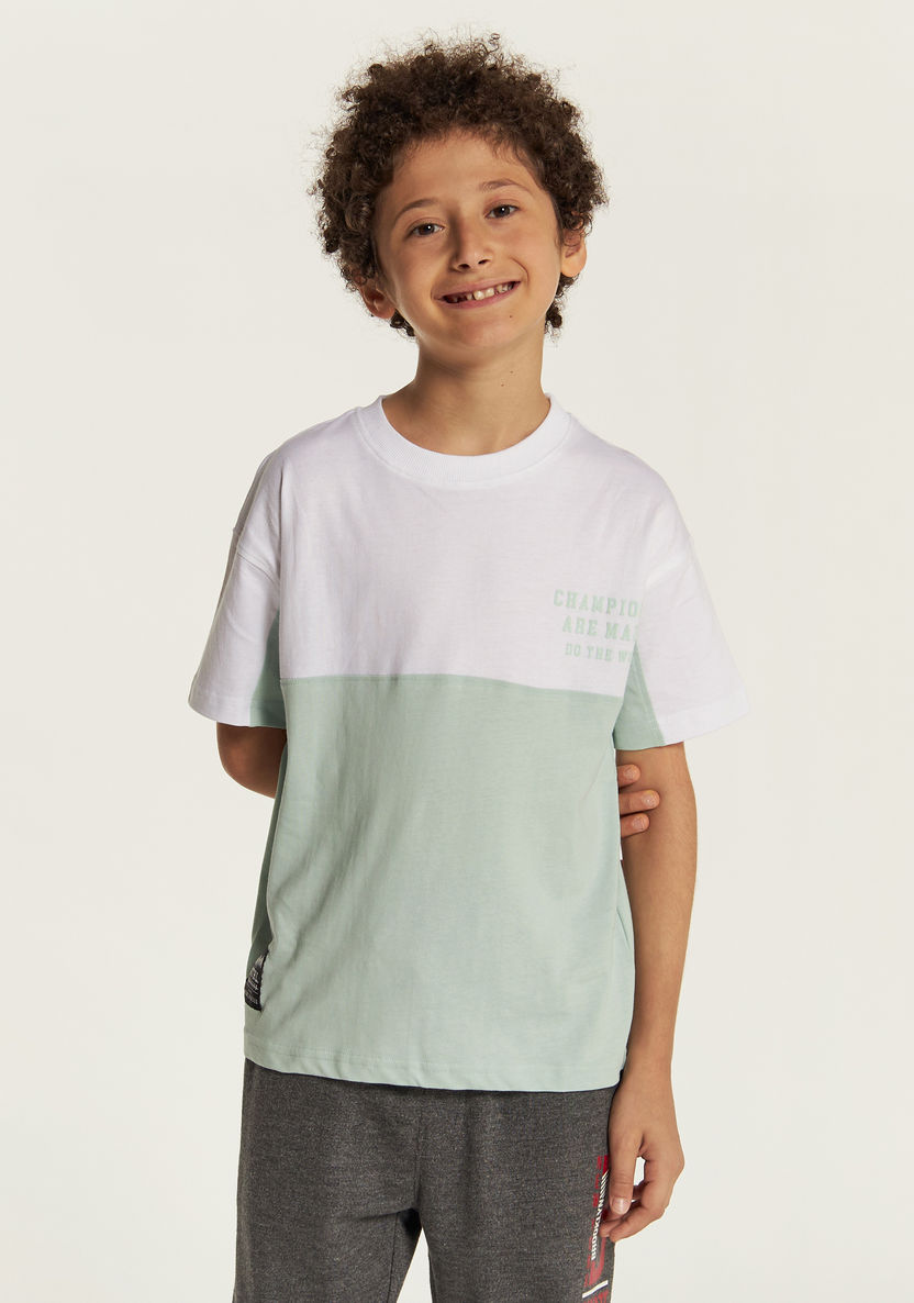 Juniors Colourblock Crew Neck T-shirt with Short Sleeves-T Shirts-image-2