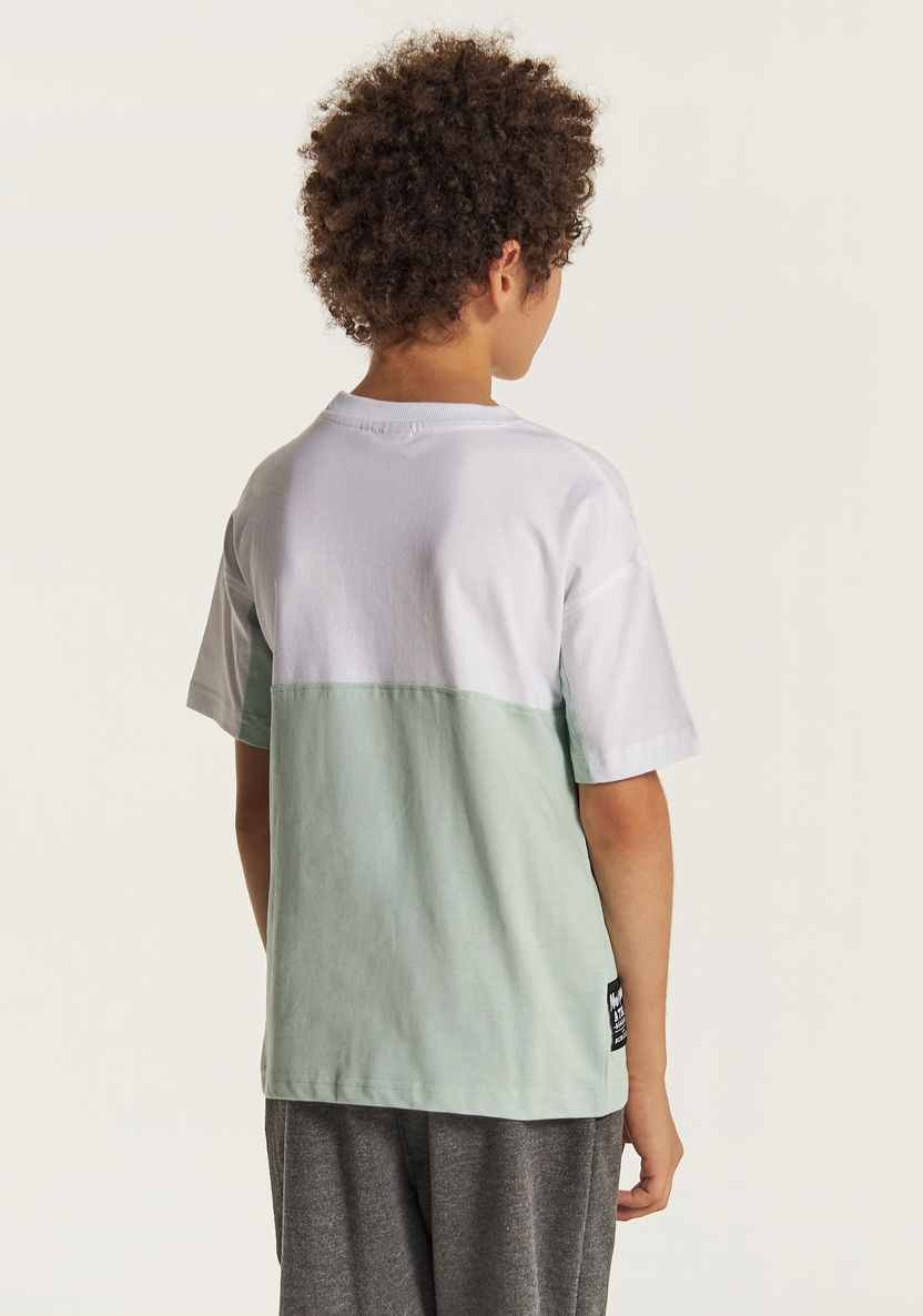 Juniors Colourblock Crew Neck T-shirt with Short Sleeves-T Shirts-image-4