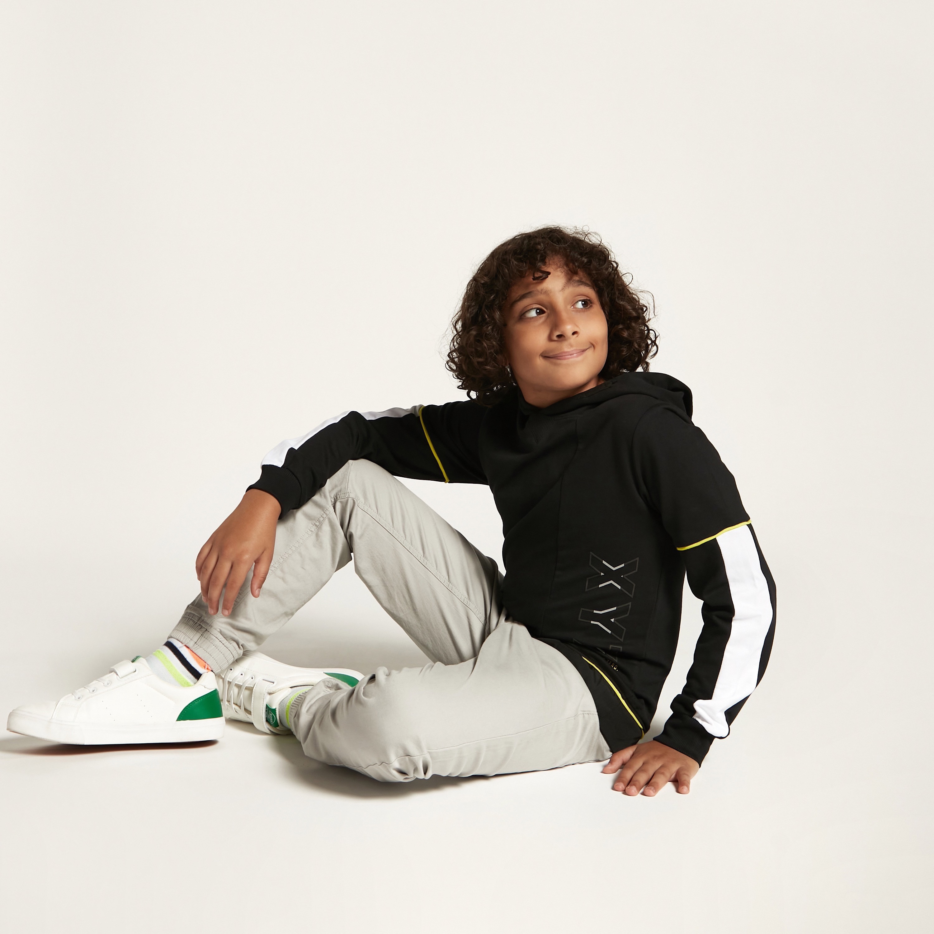 XYZ Logo Print Pullover with Hood and Long Sleeves-boys-clothing-jacketsandcoats-image-1