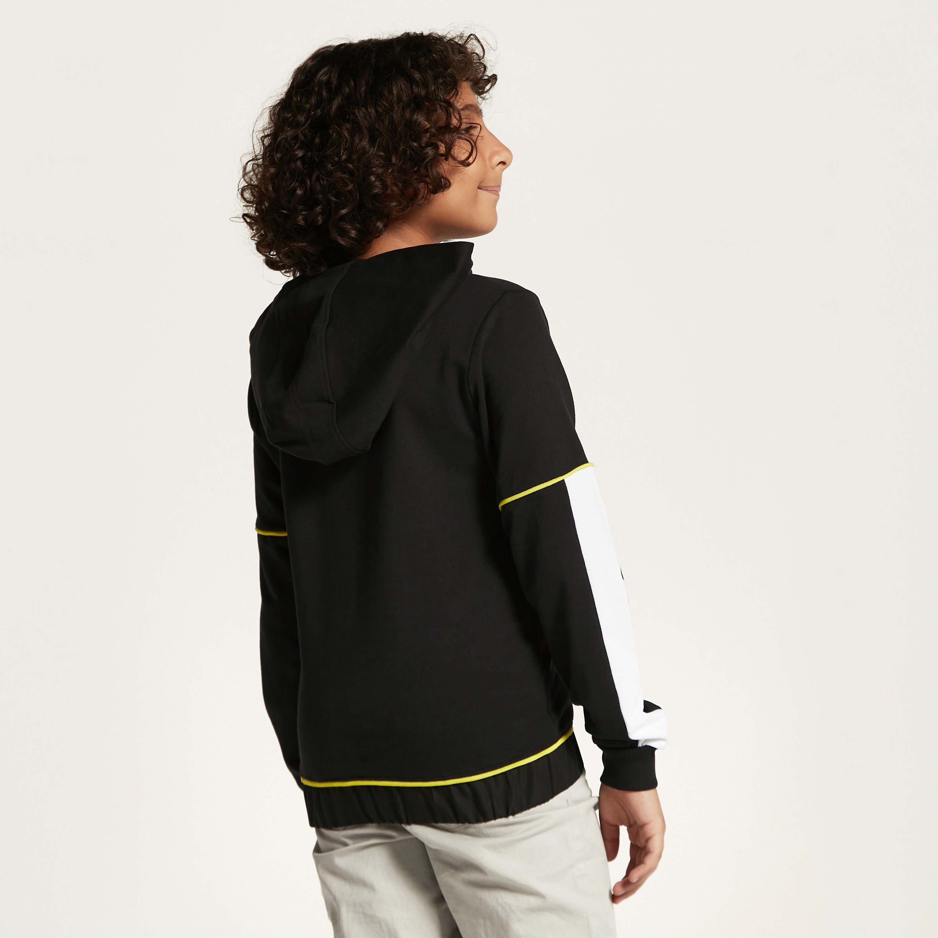 XYZ Logo Print Pullover with Hood and Long Sleeves-boys-clothing-jacketsandcoats-image-4