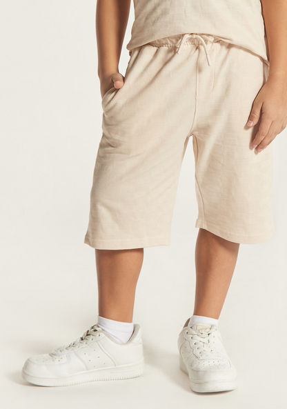 Eligo Textured Polo T-shirt and Shorts Set