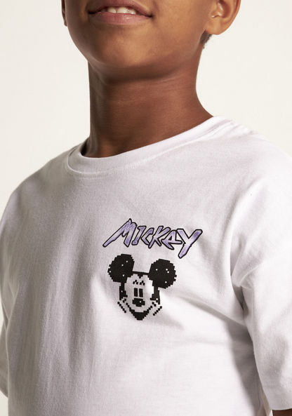 Disney Mickey Mouse Print T-shirt with Crew Neck and Short Sleeves