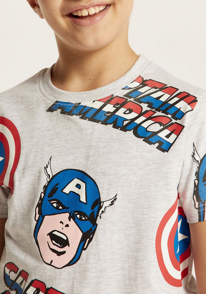 Captain America Print T-shirt with Crew Neck and Short Sleeves