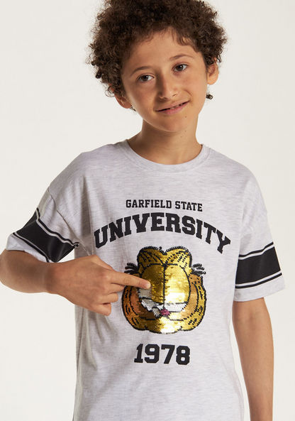 Garfield Print Crew Neck T-shirt with Short Sleeves and Sequin Detail