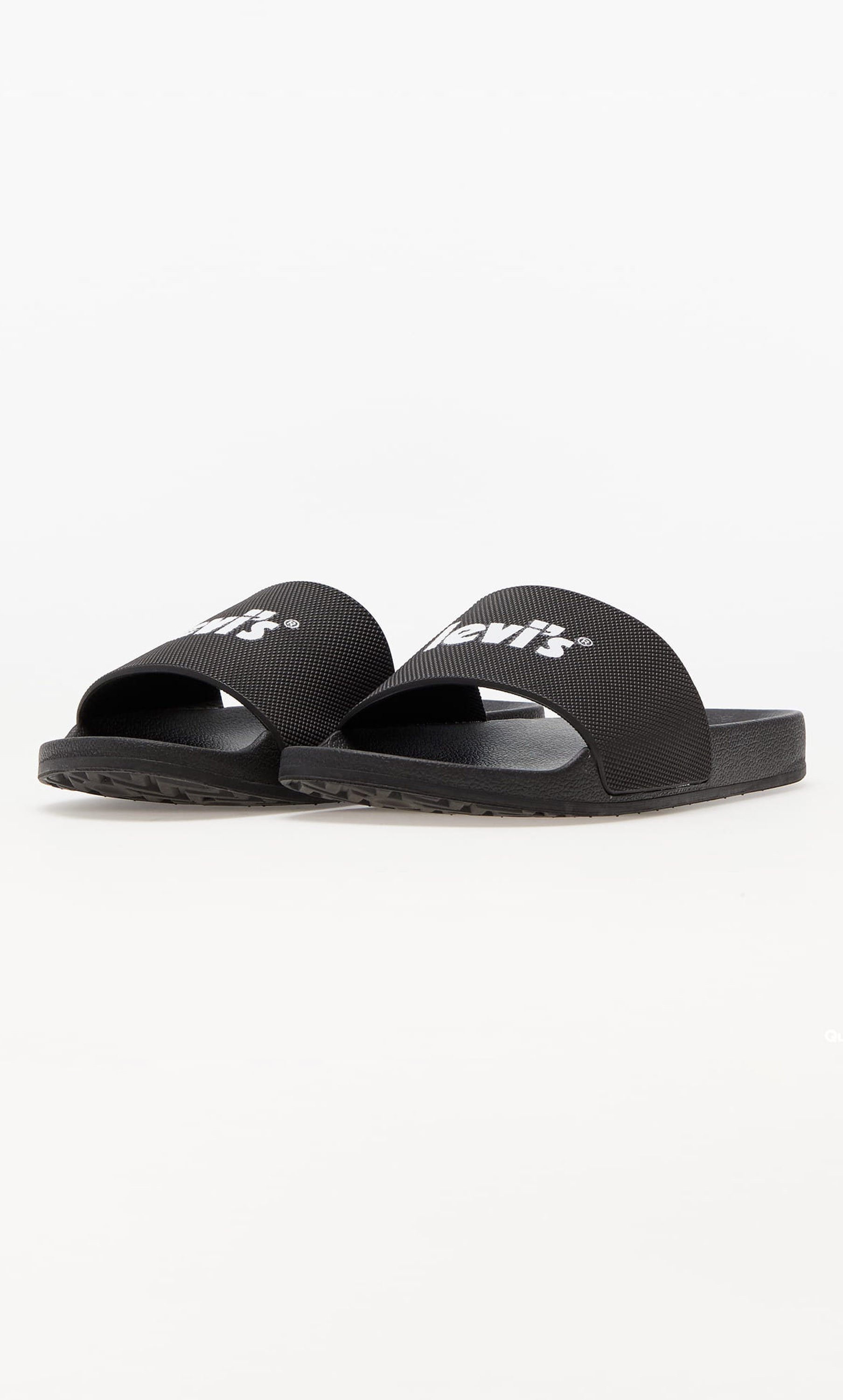 سلايدرز ليفايز للنساء مع لون اسود بشعار مفتوح من الأمام مع منسوج-women-shoes-flipflopsandslides-image-4