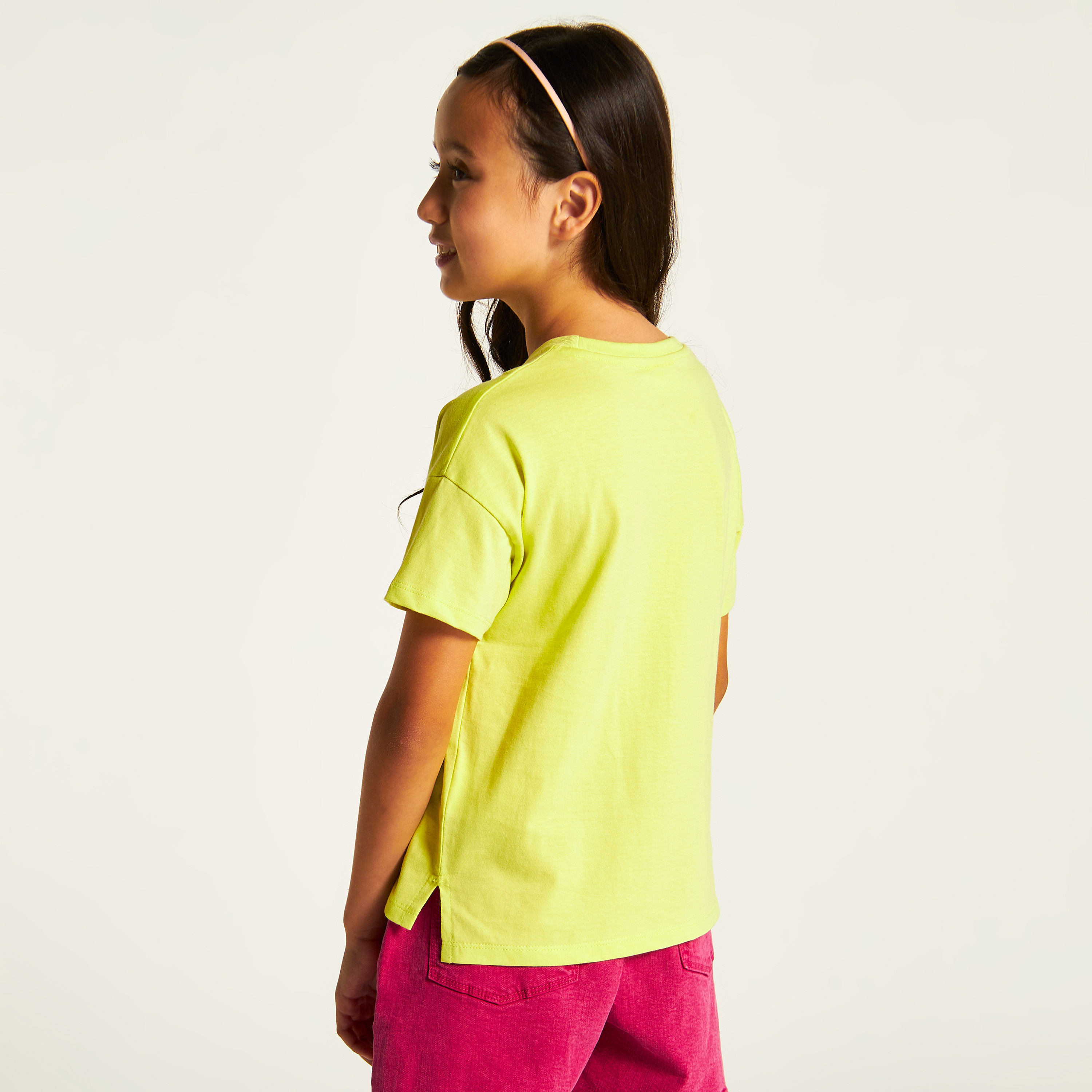 تيشيرت مزين بالترتر بياقة ضيقة وأكمام قصيرة من جونيورز-girls-clothing-schoolwear-tshirts-image-4
