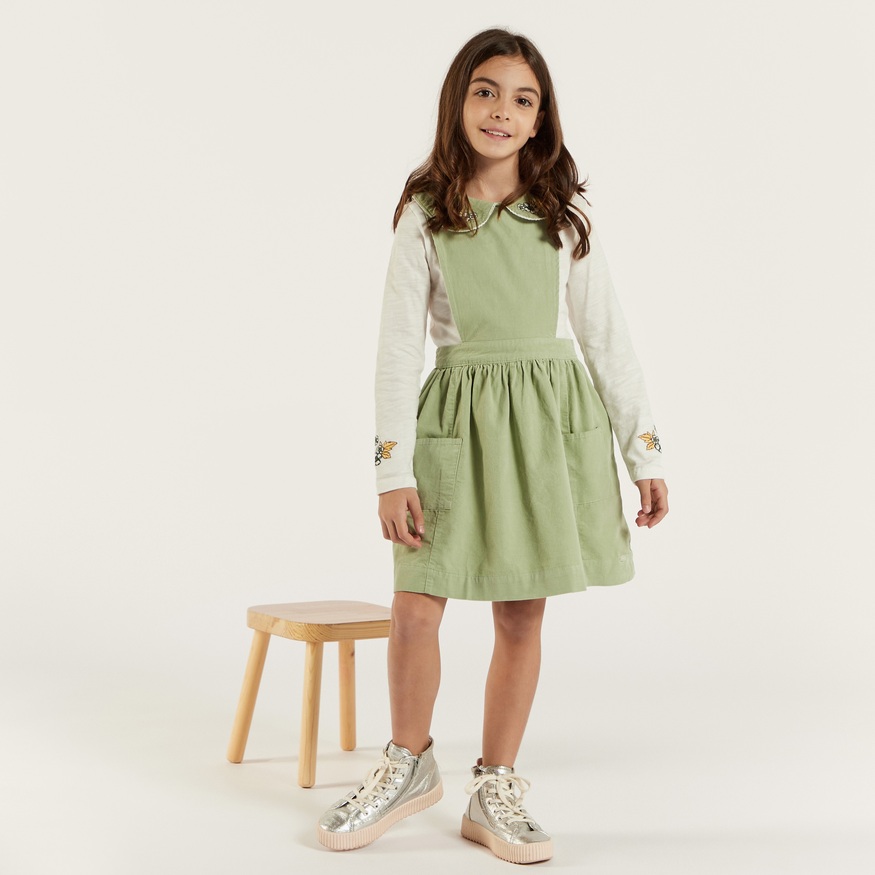 T shirt 2024 pinafore dress