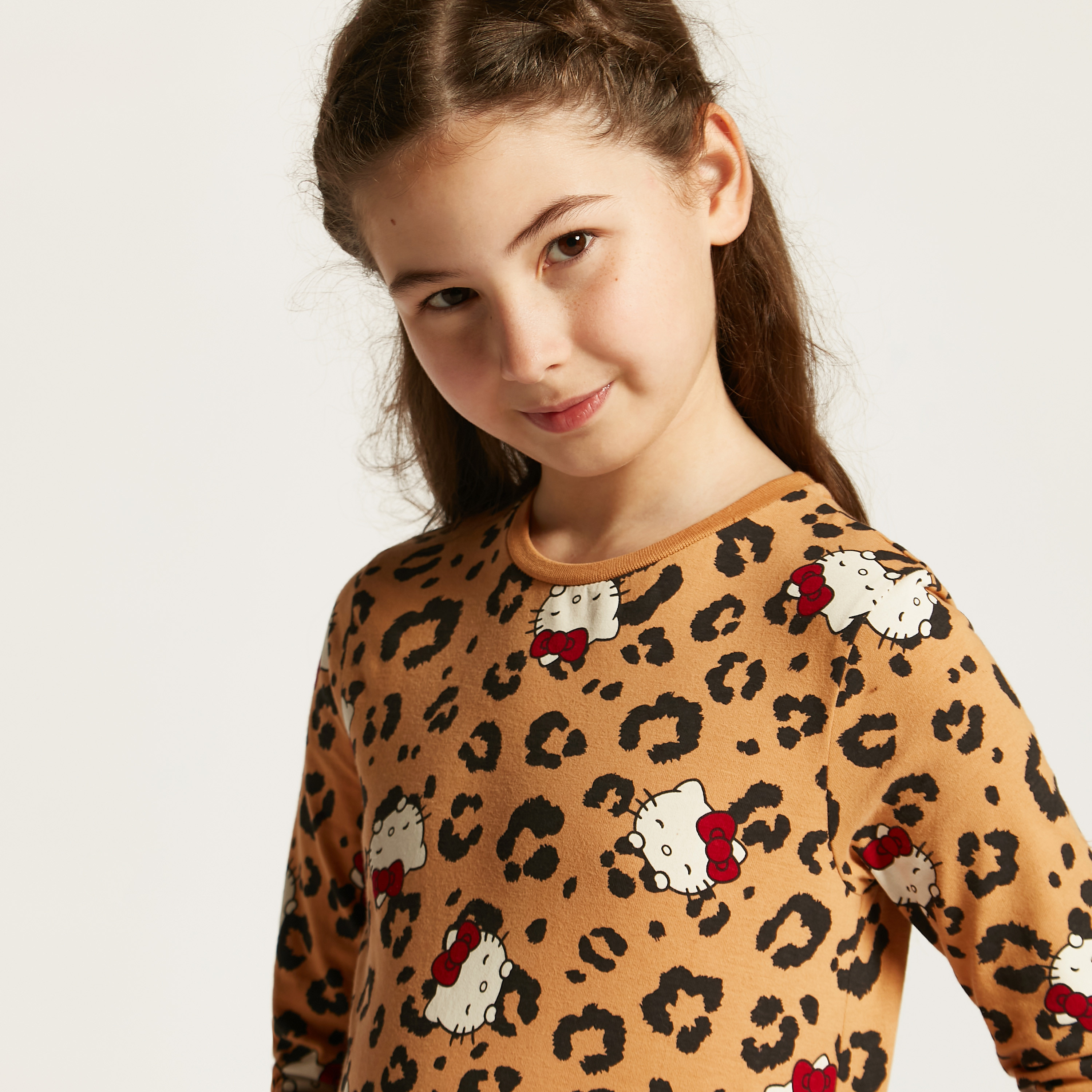 Sanrio Hello Kitty Print T-shirt with Crew Neck and Long Sleeves-girls-clothing-schoolwear-tshirts-image-3