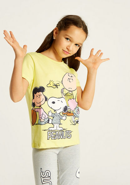 Peanuts Print Crew Neck T-shirt with Short Sleeves