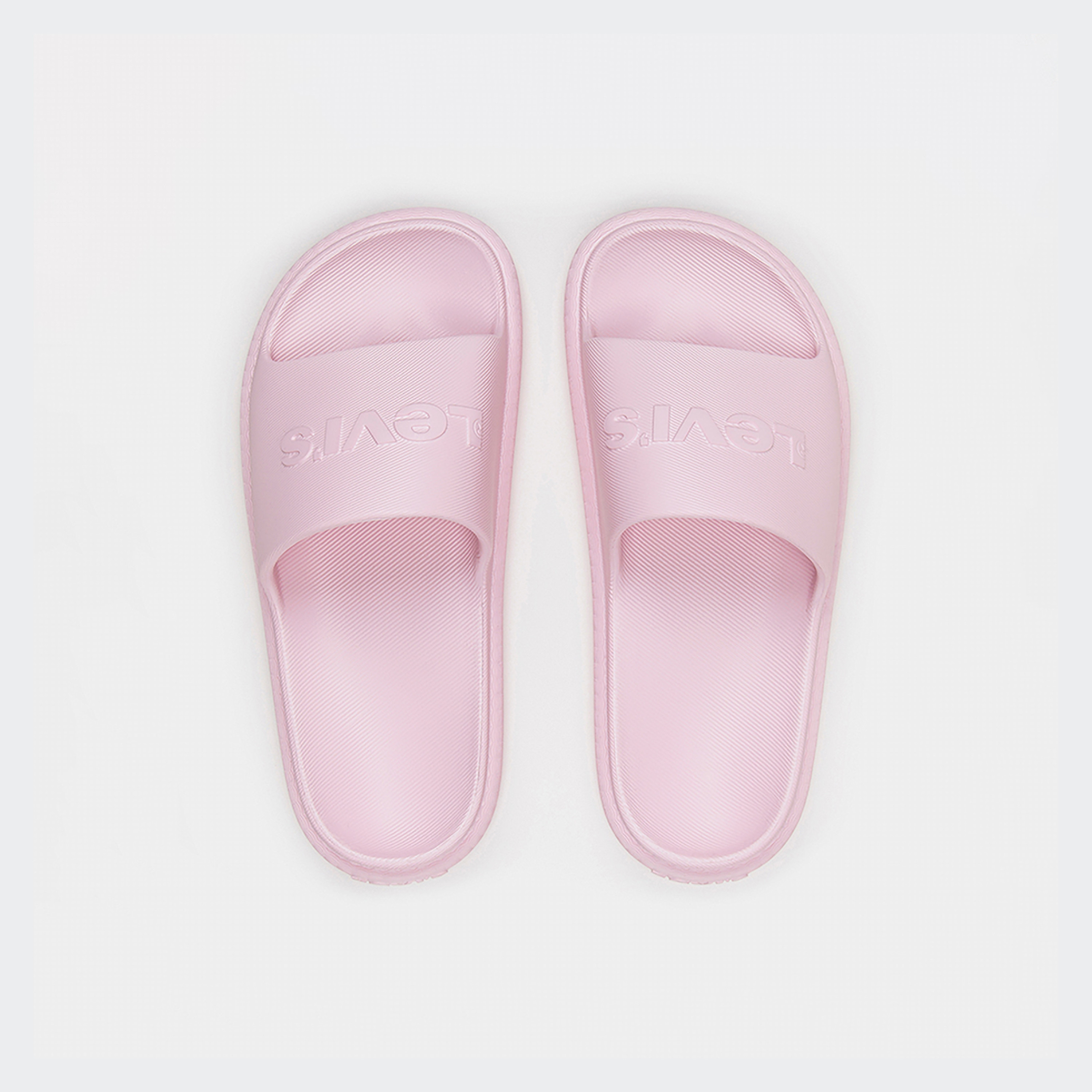سلايدس نسائي مفتوح من الأمام مع ديتيل بشعار ذو جون نيكست من ليفايز | D79040002-women-shoes-flipflopsandslides-image-1