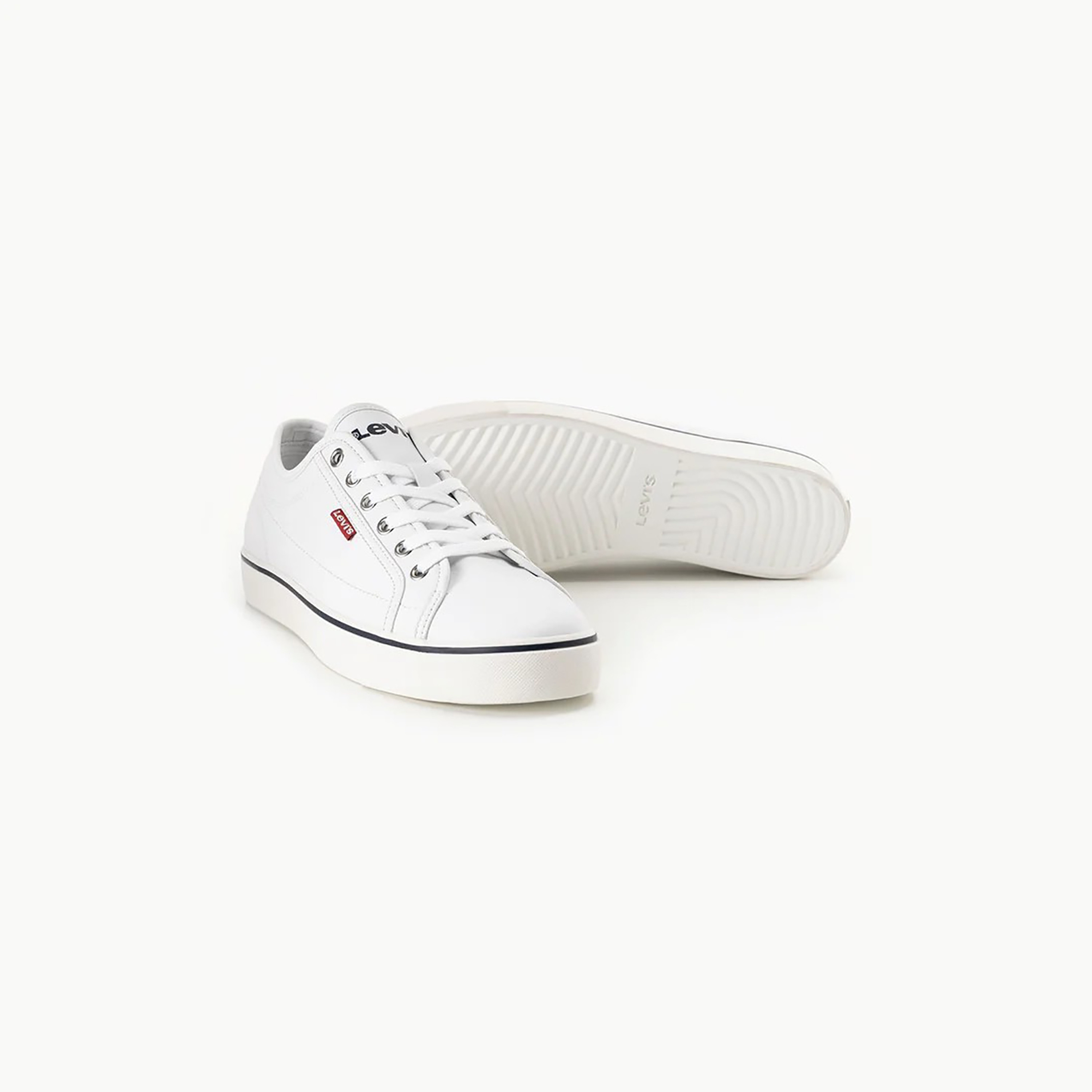 حذاء رياضي هيرنان برباط منخفض للرجال من ليفايس-men-shoes-sneakers-image-1