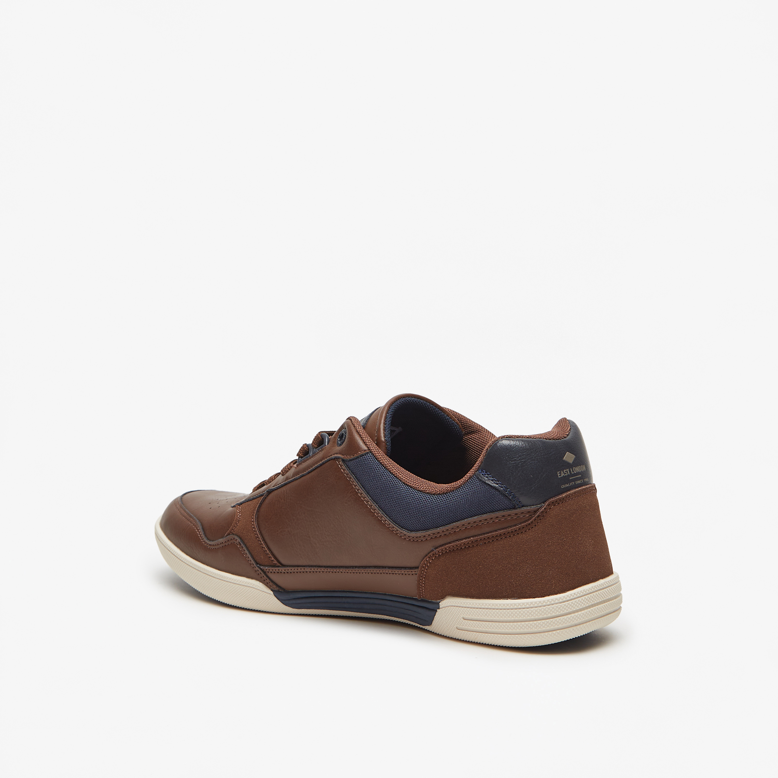 حذاء سنيكرز مثقّب برباط إغلاق للرجال من لي كوبر-men-shoes-sneakers-image-2