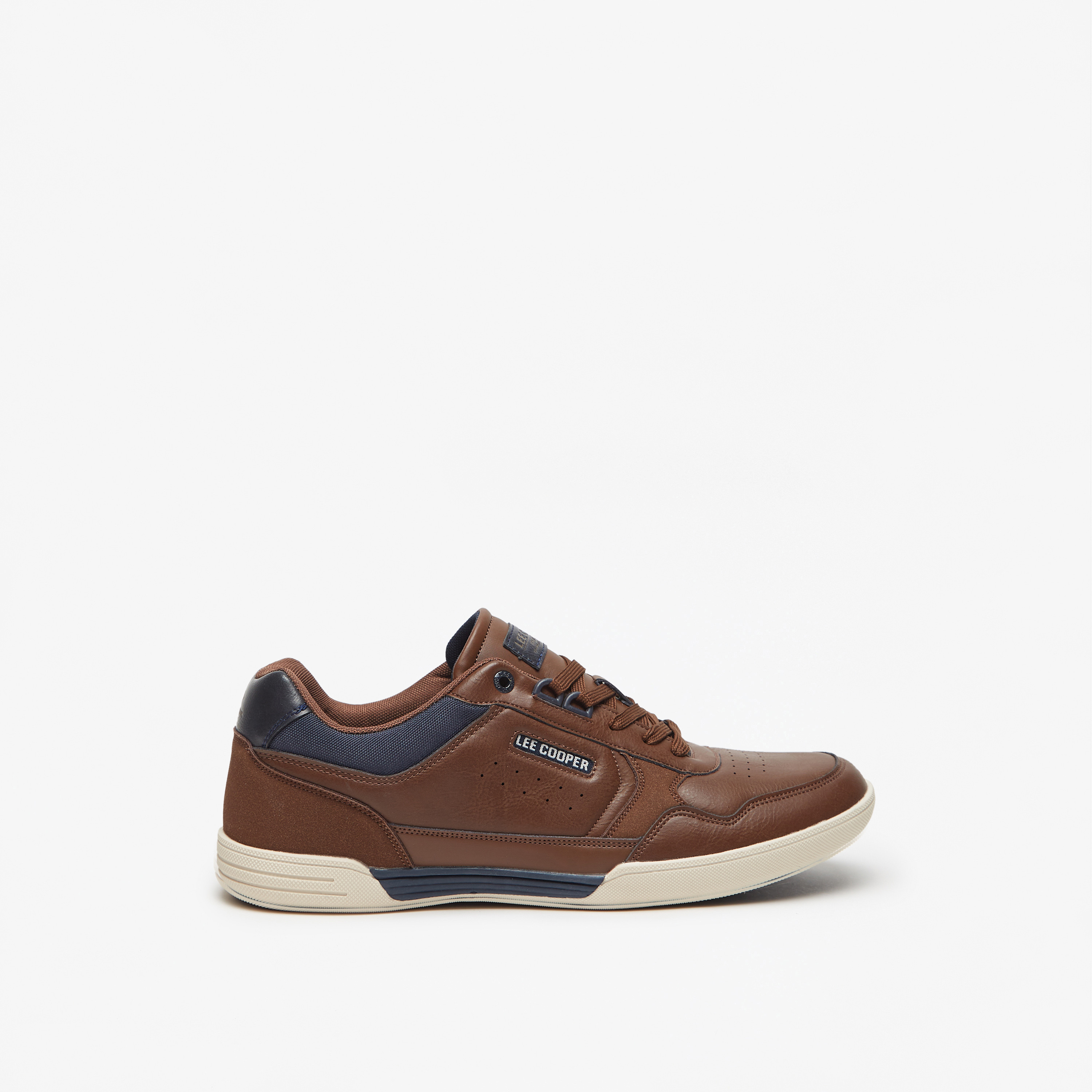 حذاء سنيكرز مثقّب برباط إغلاق للرجال من لي كوبر-men-shoes-sneakers-image-3