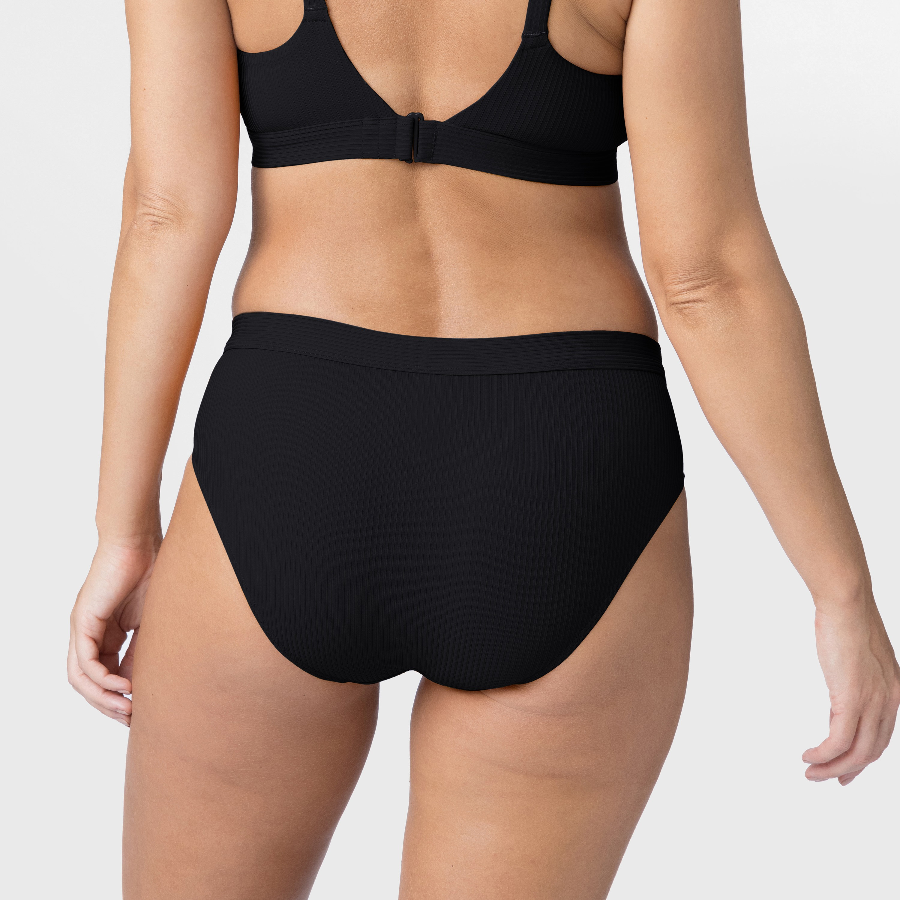طقم بيكيني سفلية بتصميم هيبستر مضلعة باللون الأسود من دورينا-women-clothing-swimandbeach-bikinis-image-3