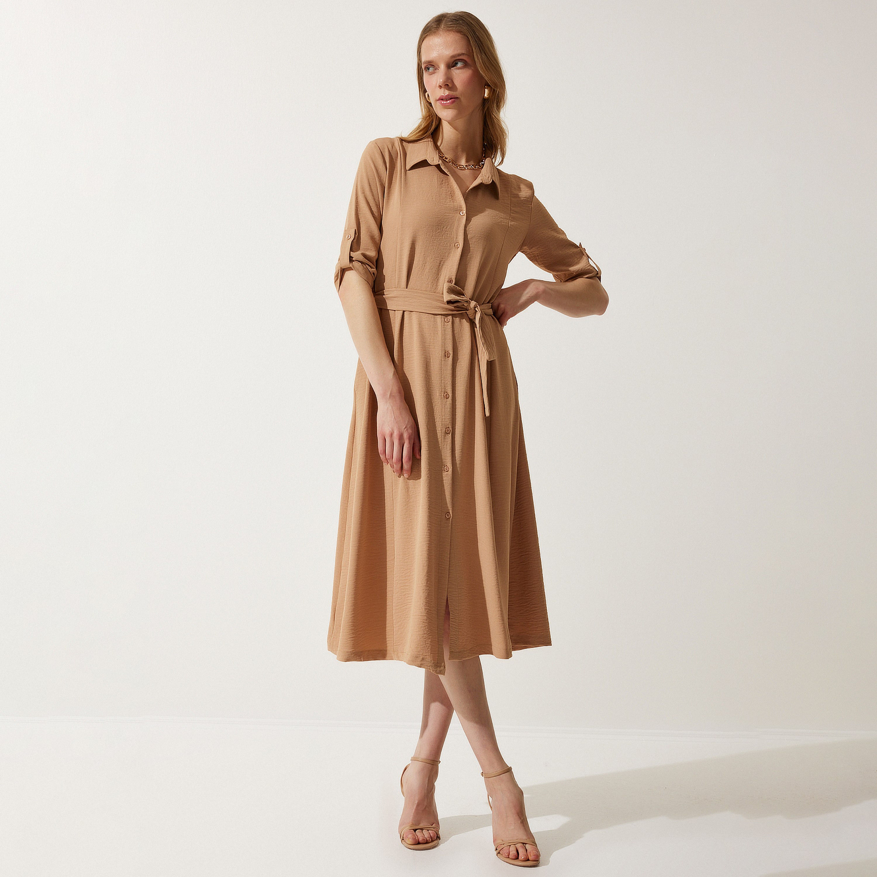 قميص سعادة، إسطنبول ذو ياقة بأكمام مطفوفة، فستان نسائي ميدي-women-clothing-dresses-image-1