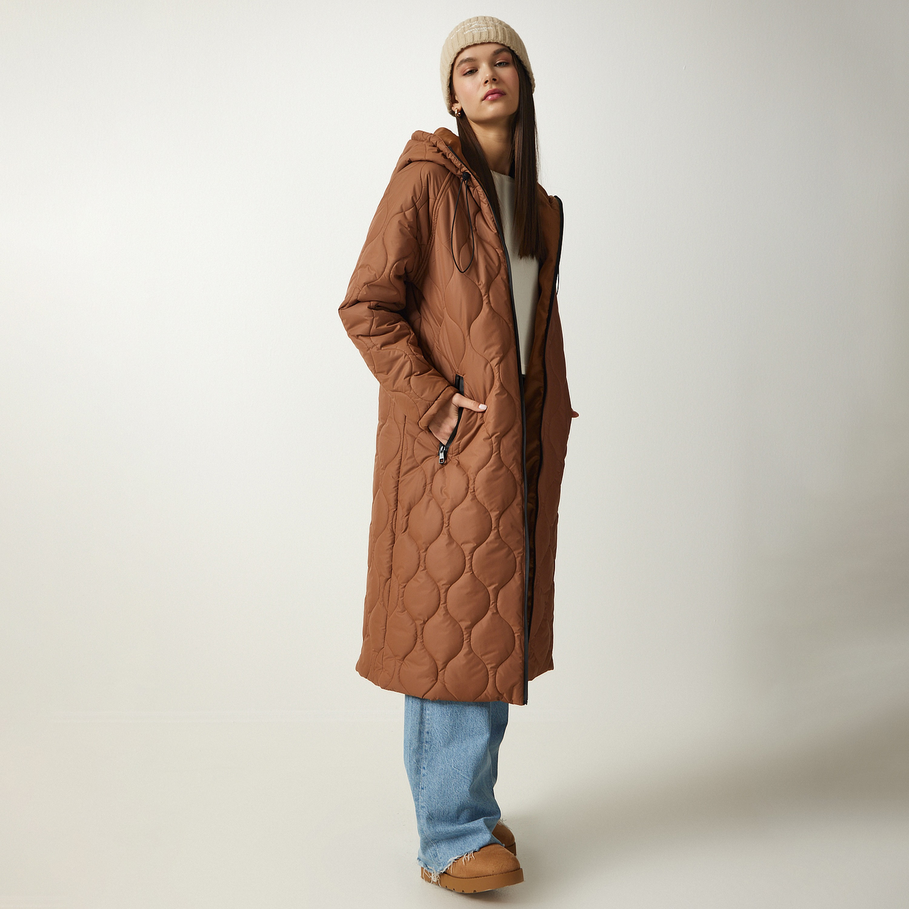 سعادة إسطنبول سترة نسائية بغطاء رأس بني برقبة مبطنة-women-winterwear-hoodiesandsweatshirts-hoodies-image-6