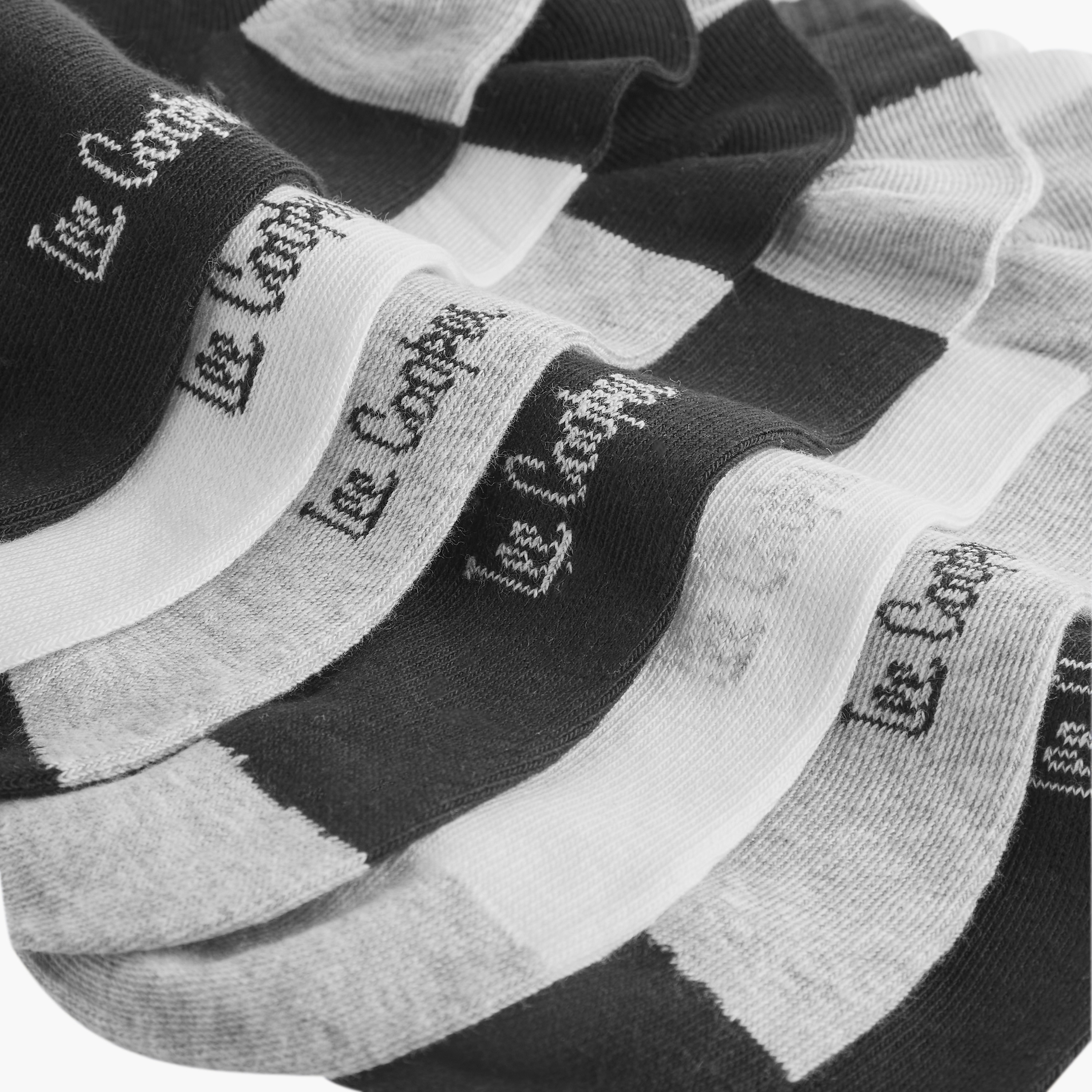 Lee Cooper Logo Detail Non-Terry Ankle Length Socks - Set of 7-men-socks-image-4