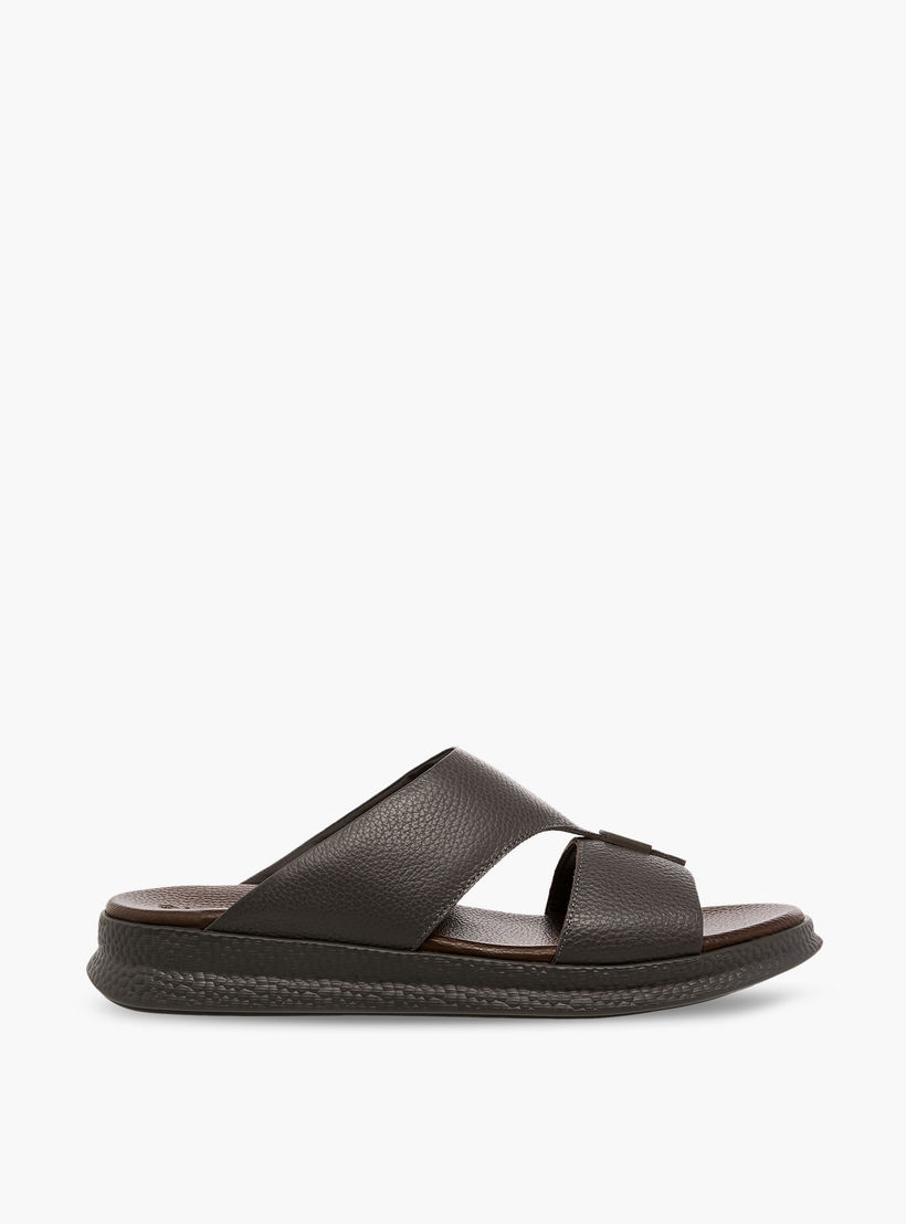 صندل عربي جلد سهل الارتداء للرجال من لو كونفورت-men-shoes-sandals-image-3