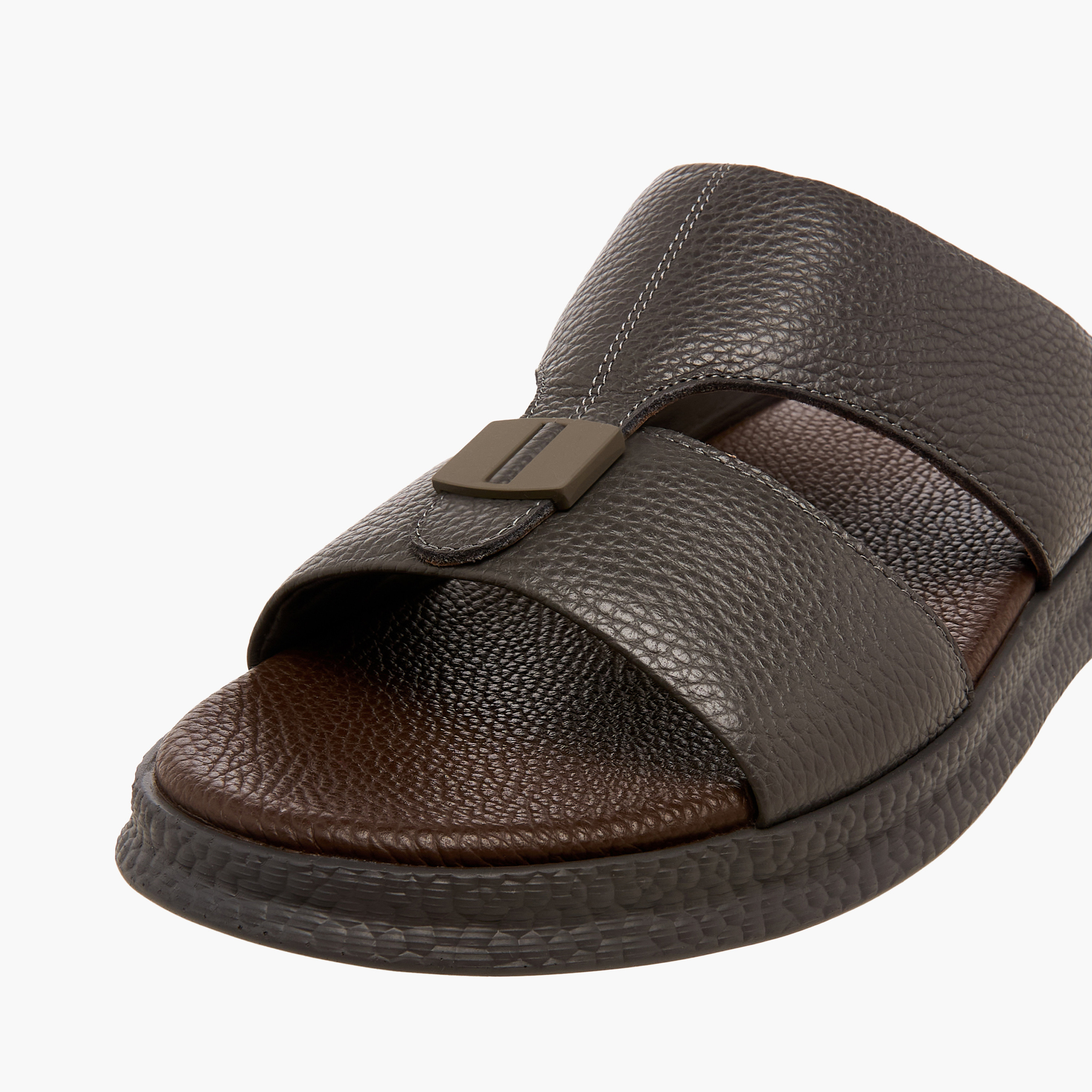 صندل عربي جلد سهل الارتداء للرجال من لو كونفورت-men-shoes-sandals-image-4