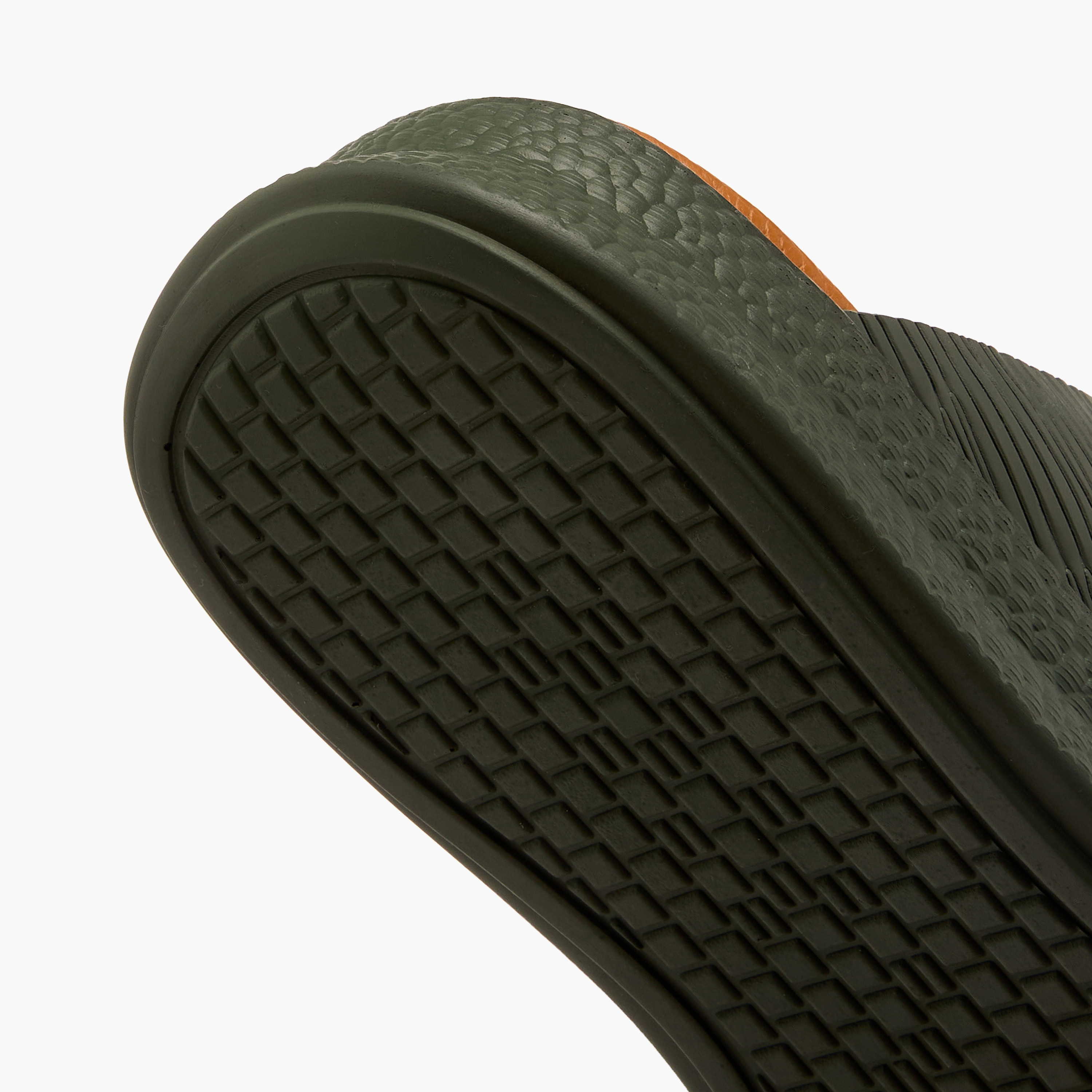 صندل عربي سهل الارتداء للرجال من لو كونفورت-men-shoes-sandals-image-6