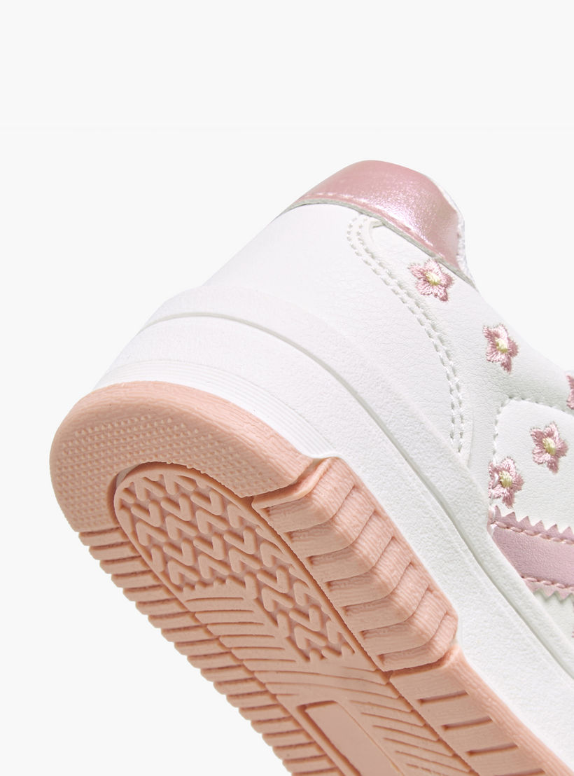 حذاء سنيكرز طول الكاحل بشريط إغلاق لاصق للبنات من جونيورز-girls-shoes-sneakers-image-5