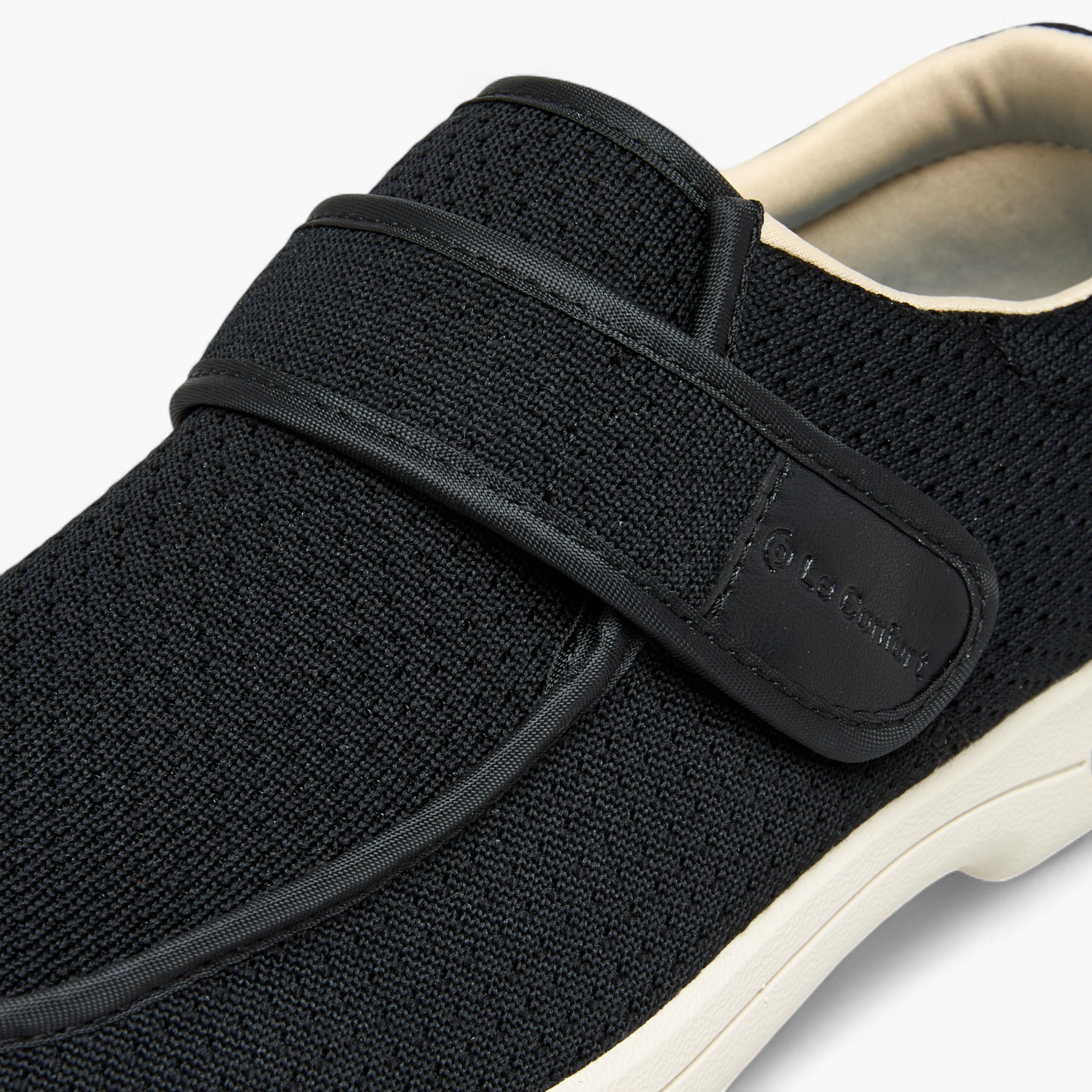 Le Confort Men Textured Slip-On Loafers-men-shoes-loafersandmoccasins-image-4