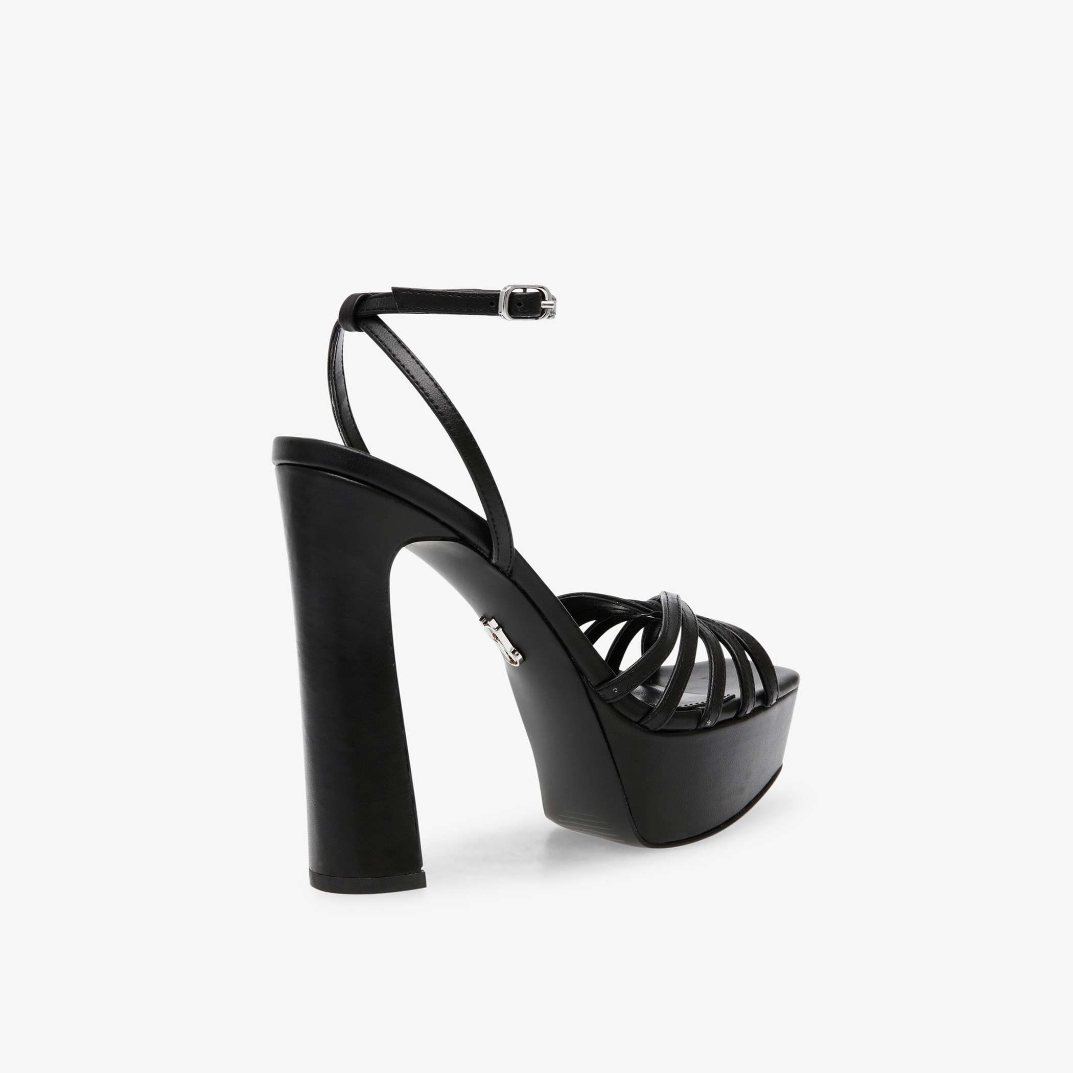 Steve madden best sale strappy sandals