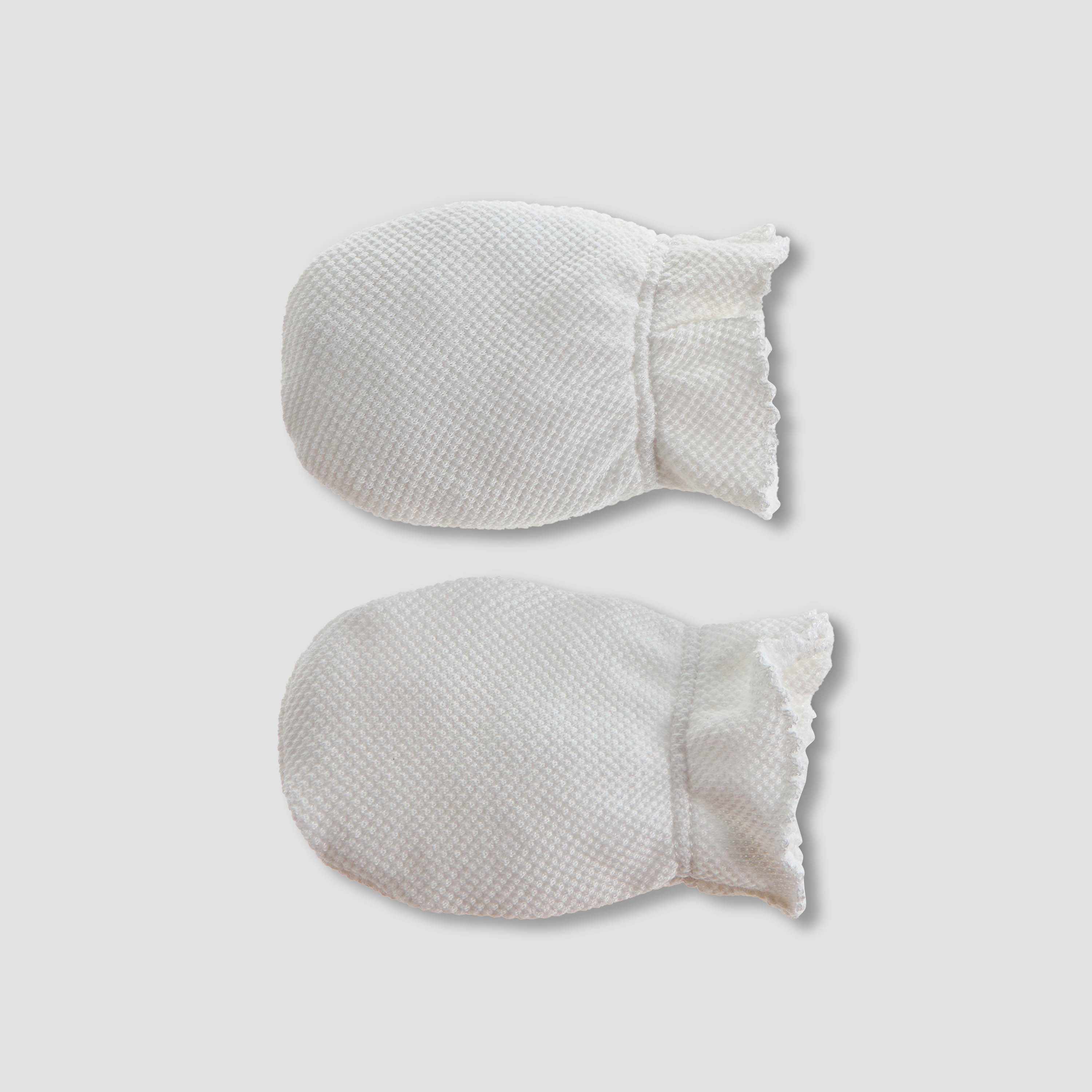 Giggles Textured Mittens with Scallop Detail-baby-girls-accessories-mittens-image-2