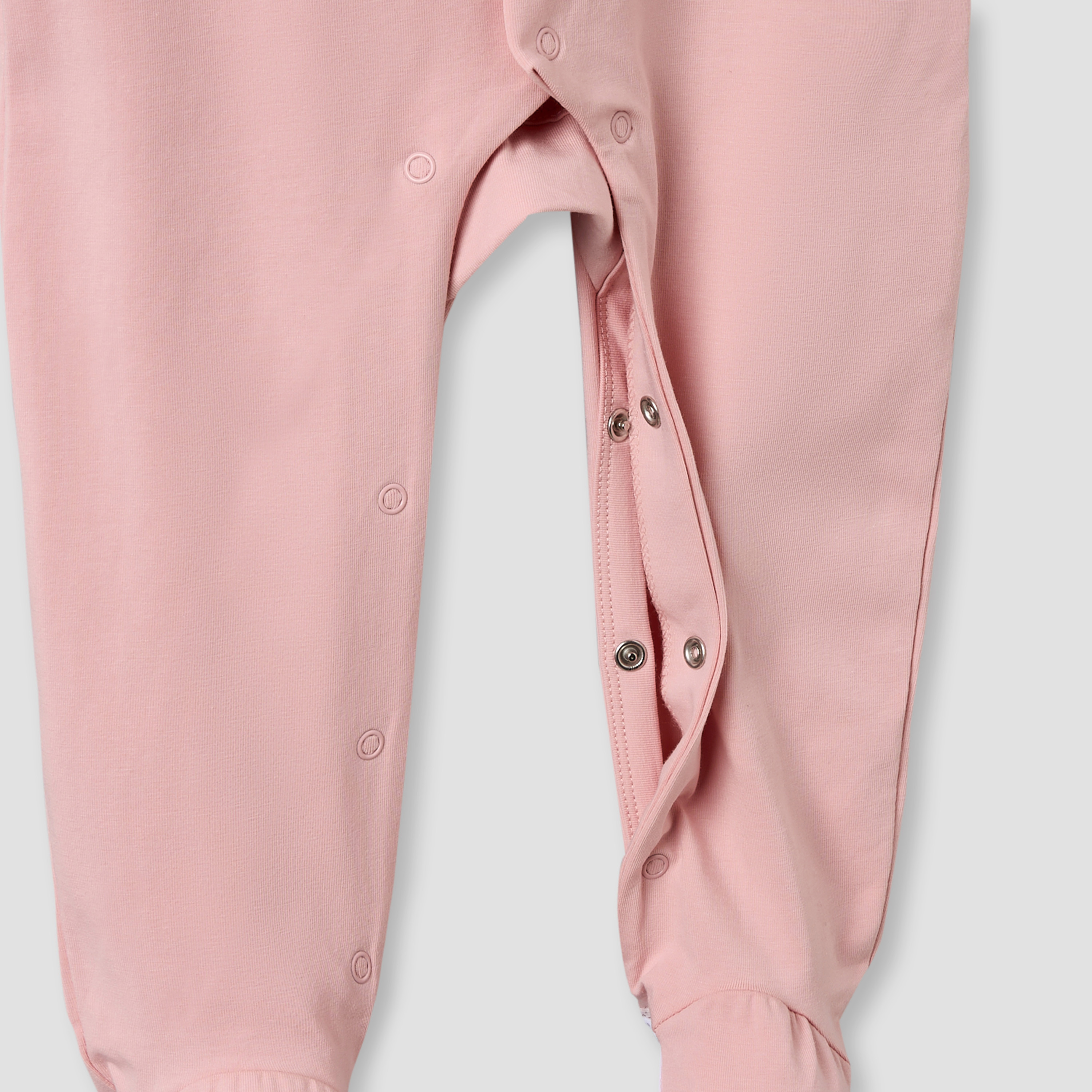 Juniors Cotton Crew Neck Long Sleeves Sleepsuit with Snap Button Closure-baby-girls-clothing-nightwear-sleepsuits-image-5